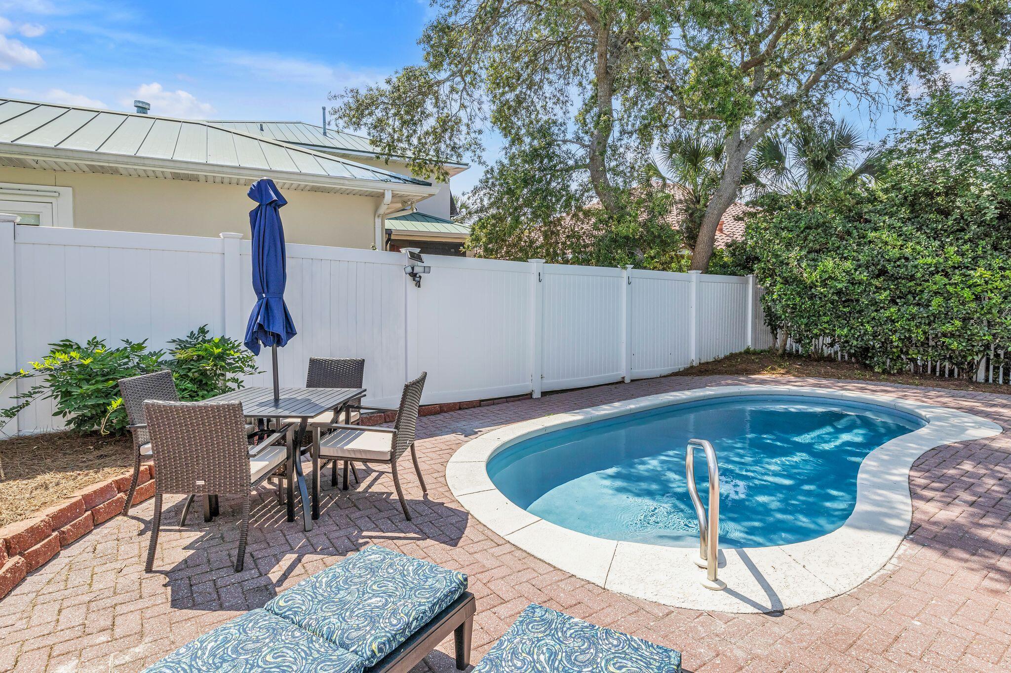 TERRA COTTA TERRACE - Residential