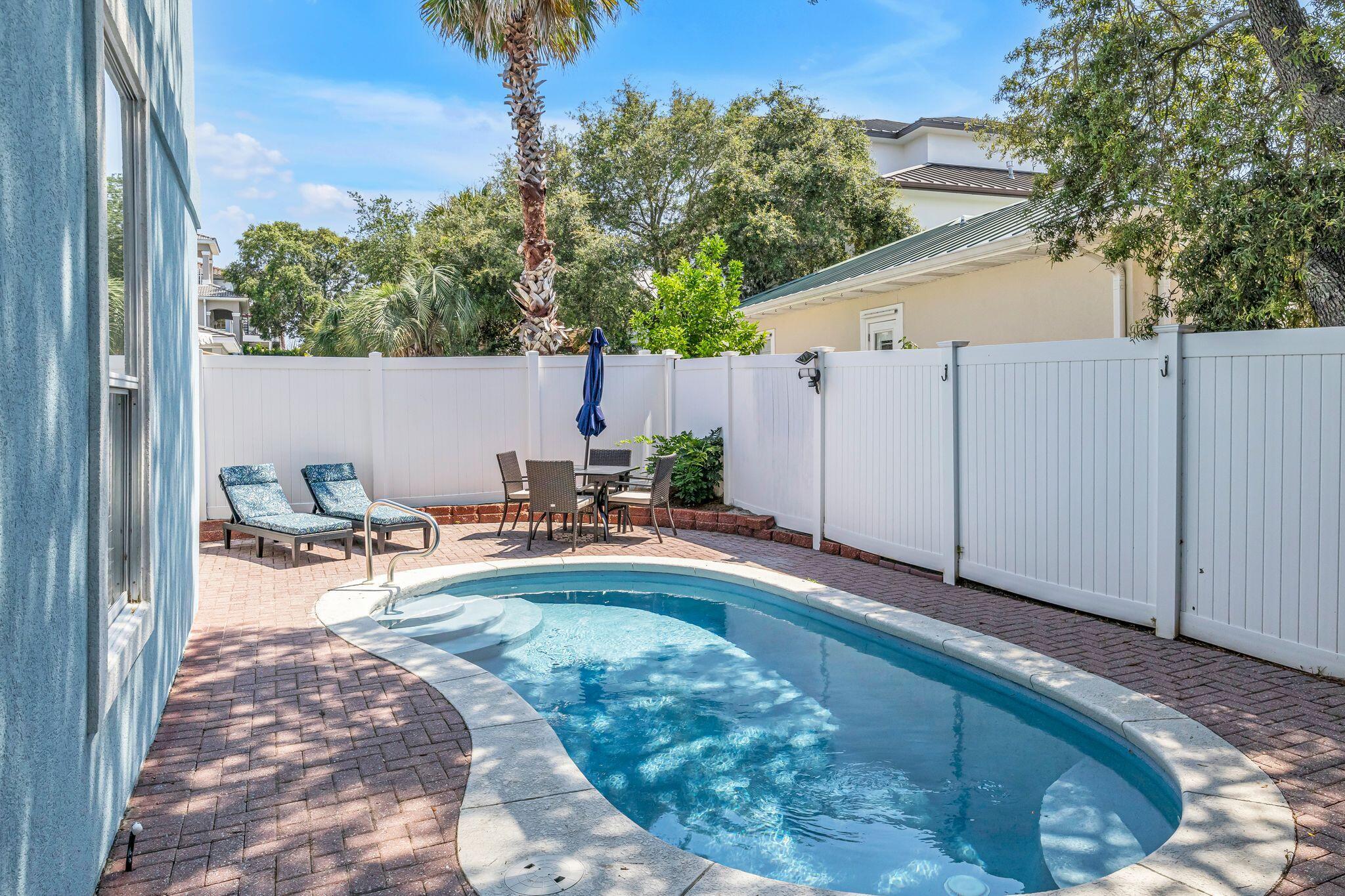 TERRA COTTA TERRACE - Residential