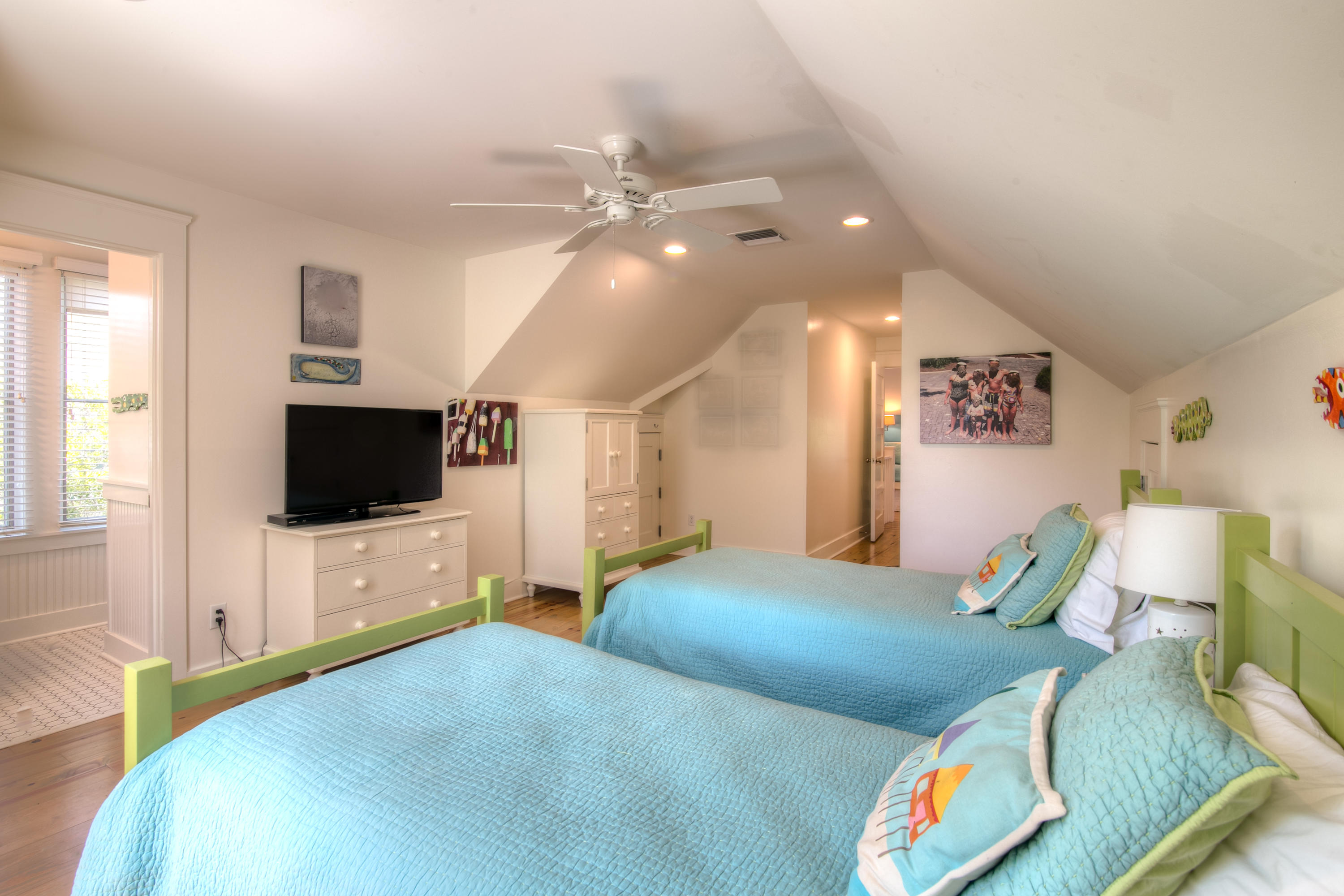 WATERCOLORTENNIS DISTRICT - Residential