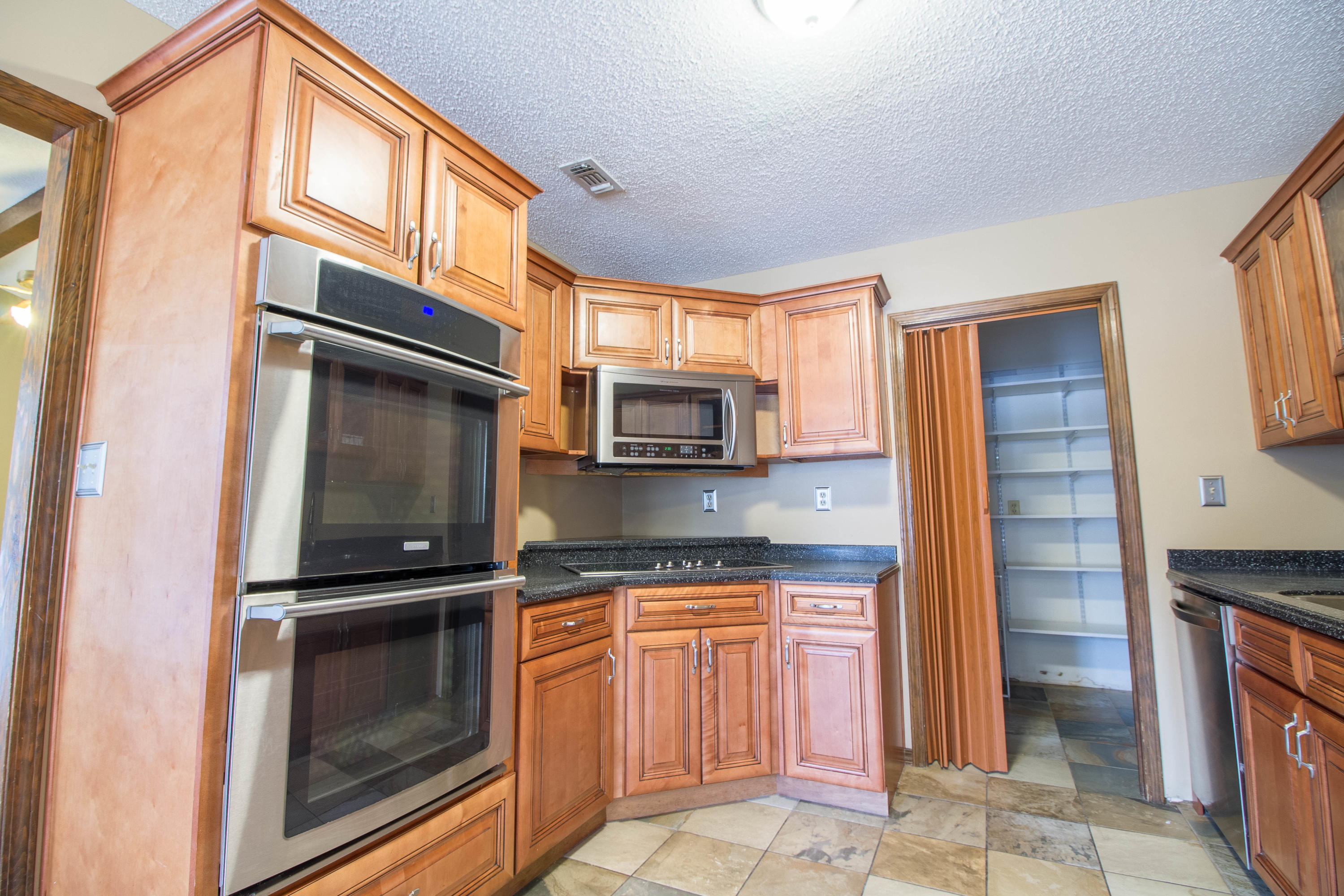 SHOAL CREEK S/D - Residential