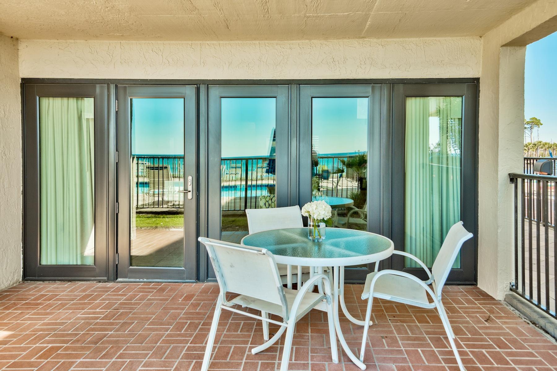 HUNTINGTON BY THE SEA CONDO - Residential