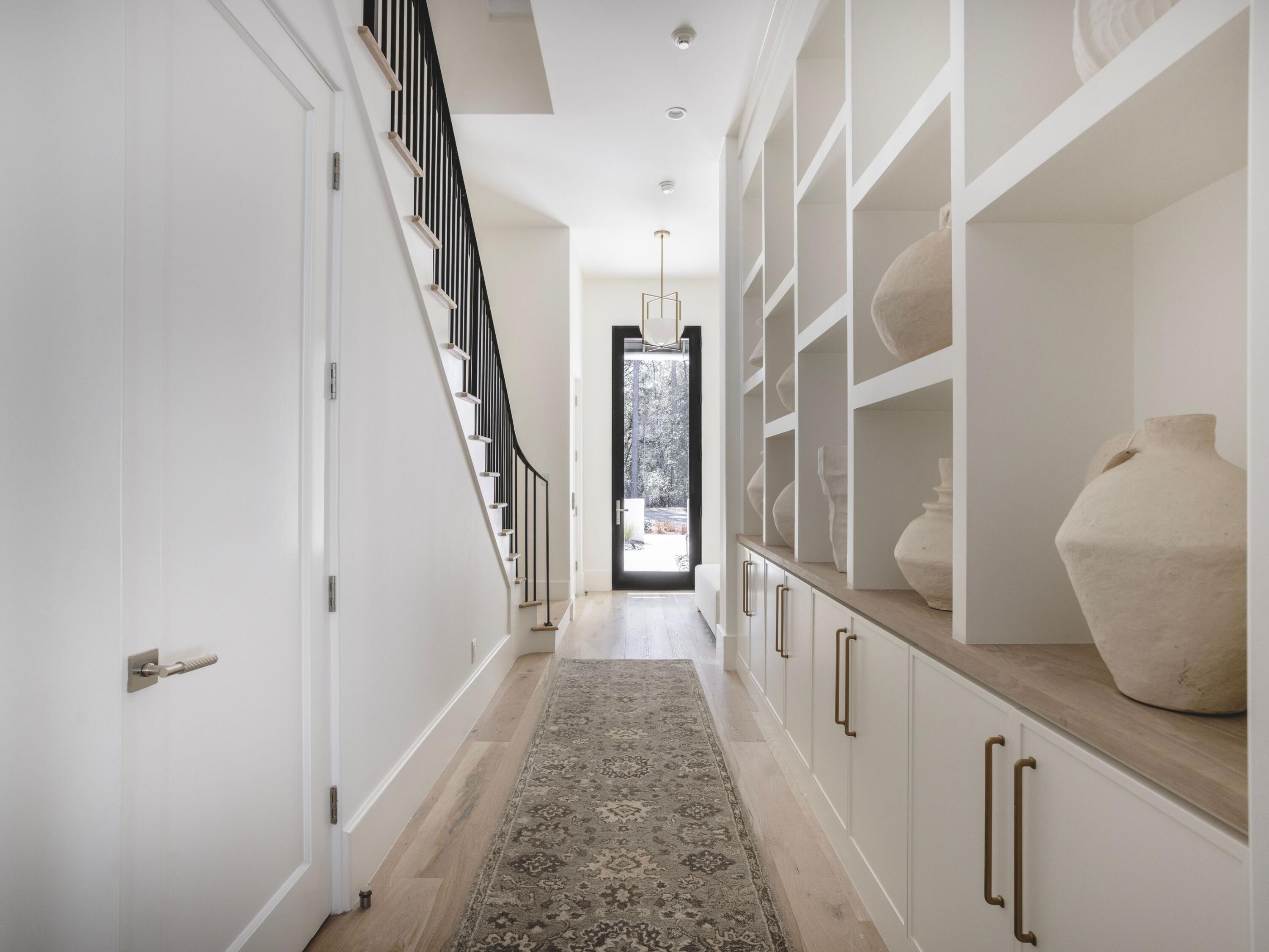 CHURCHILL OAKS - Residential