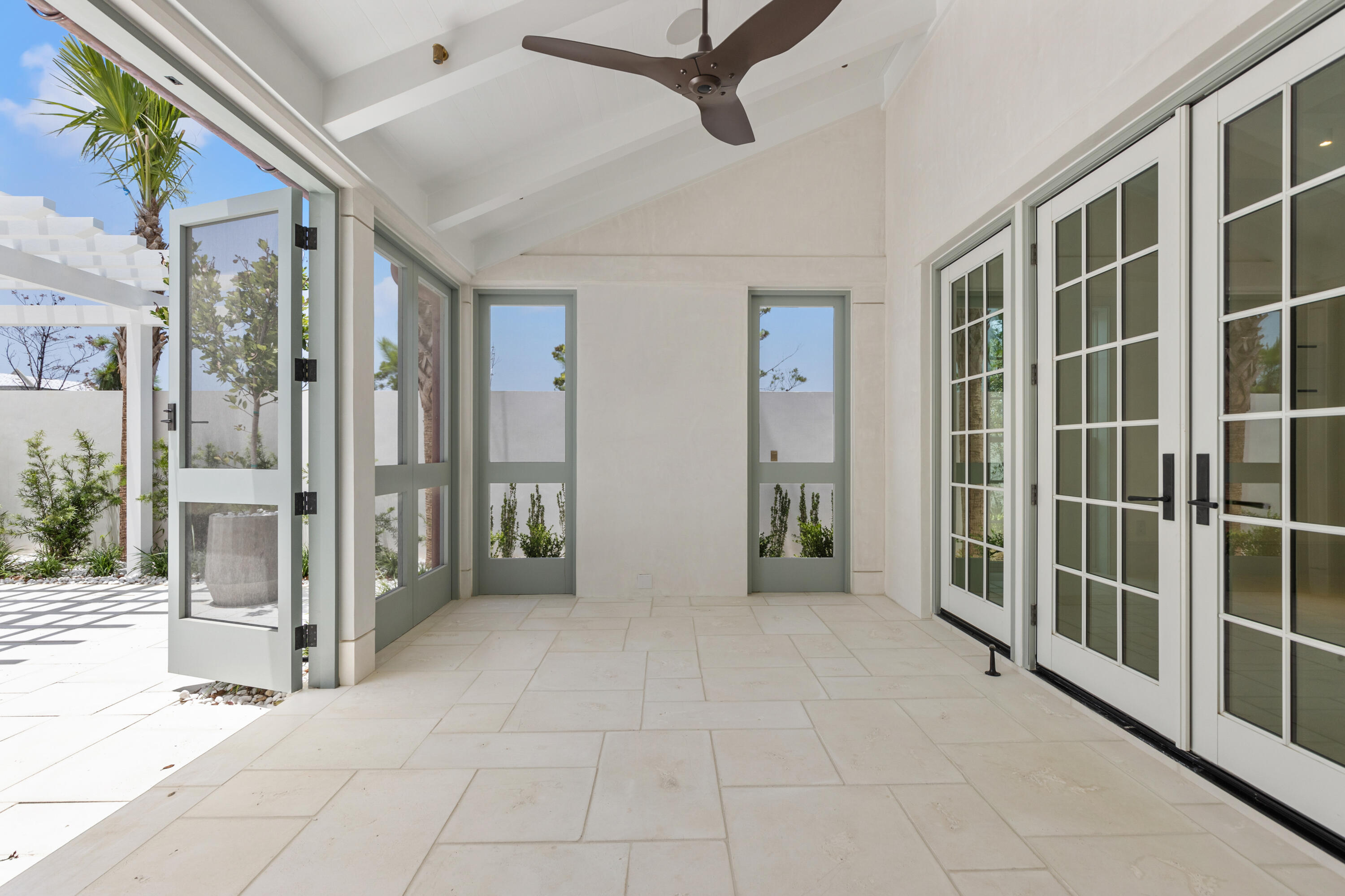 ALYS BEACH - Residential