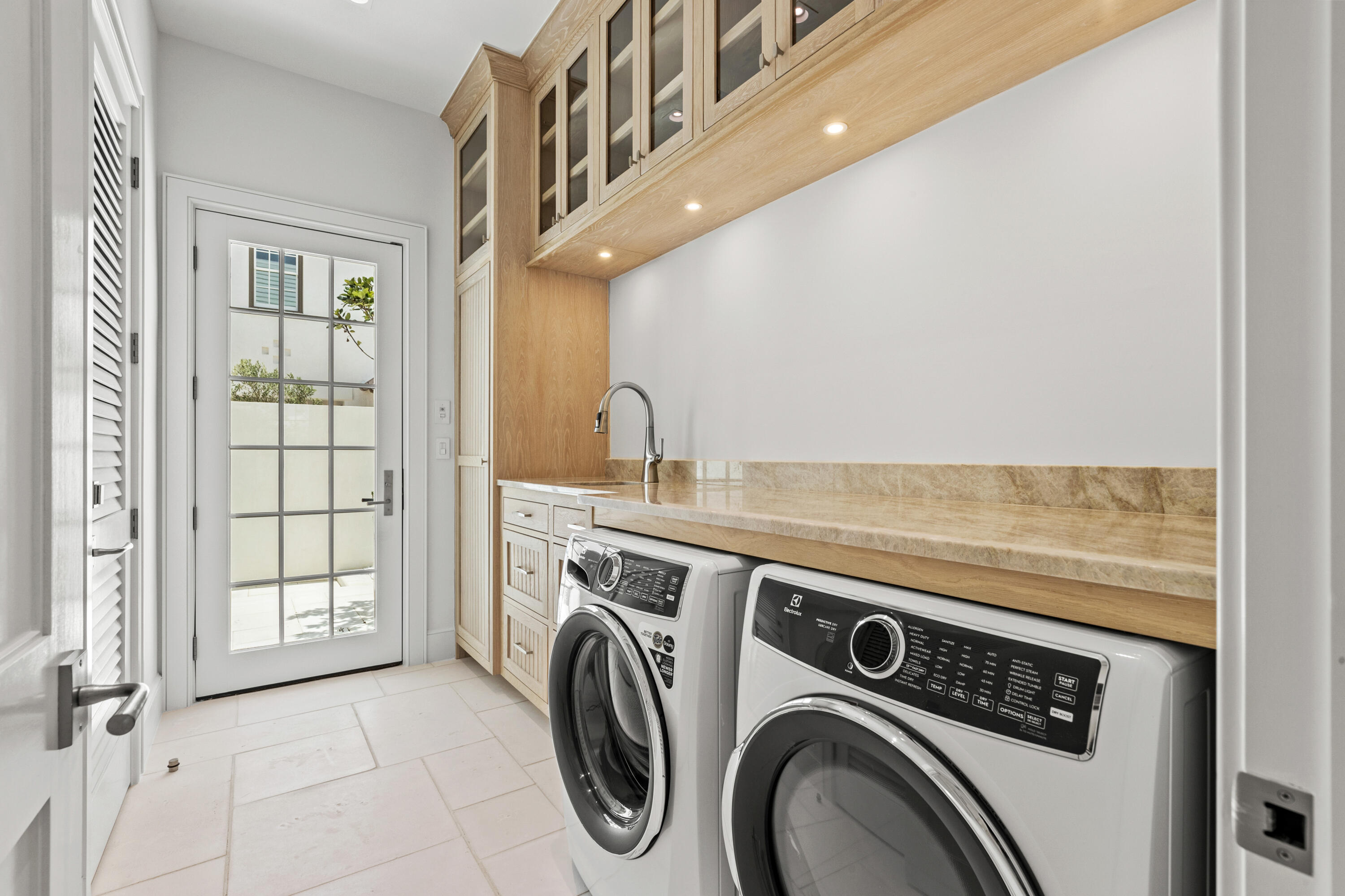 ALYS BEACH - Residential