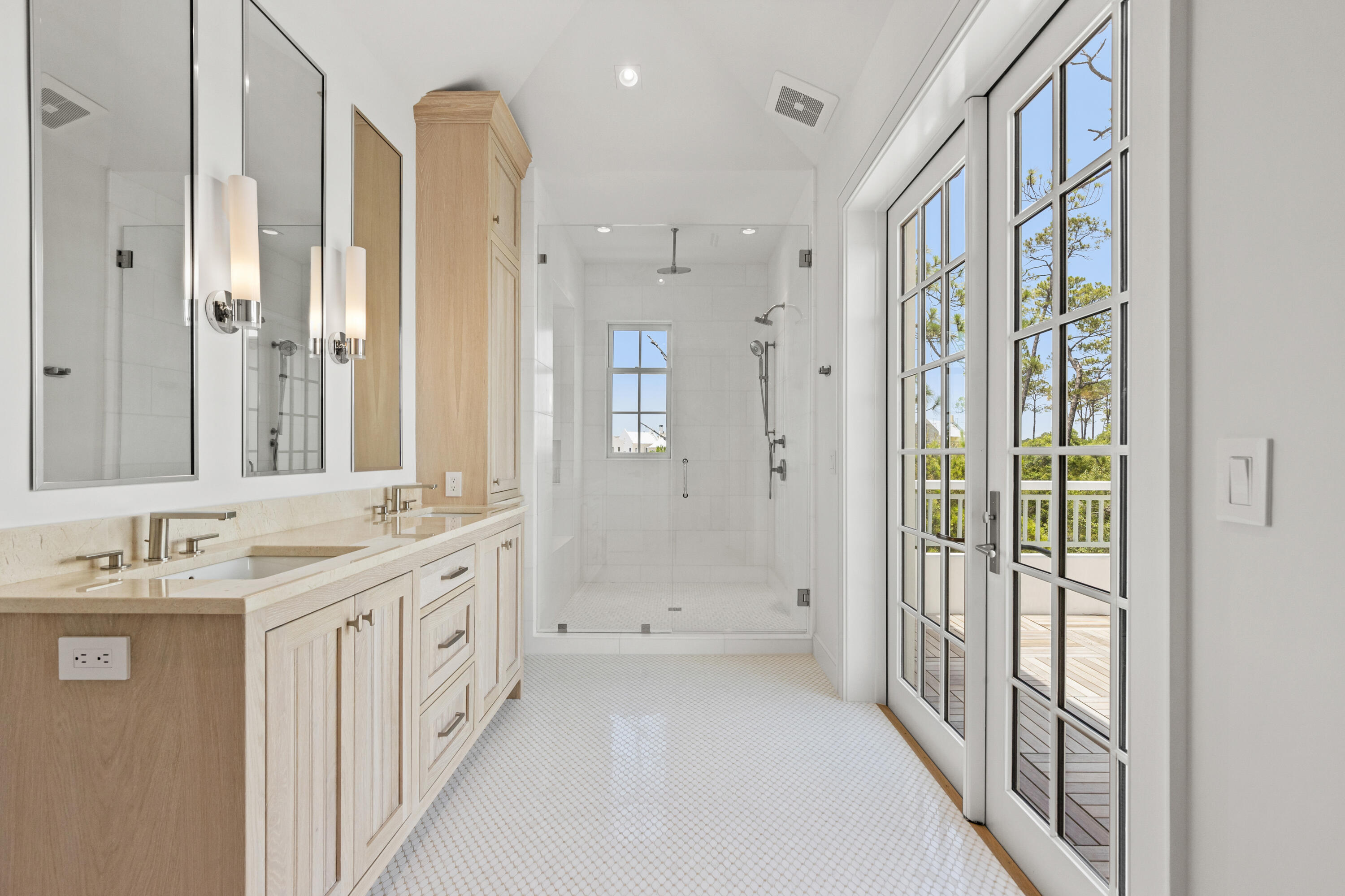 ALYS BEACH - Residential