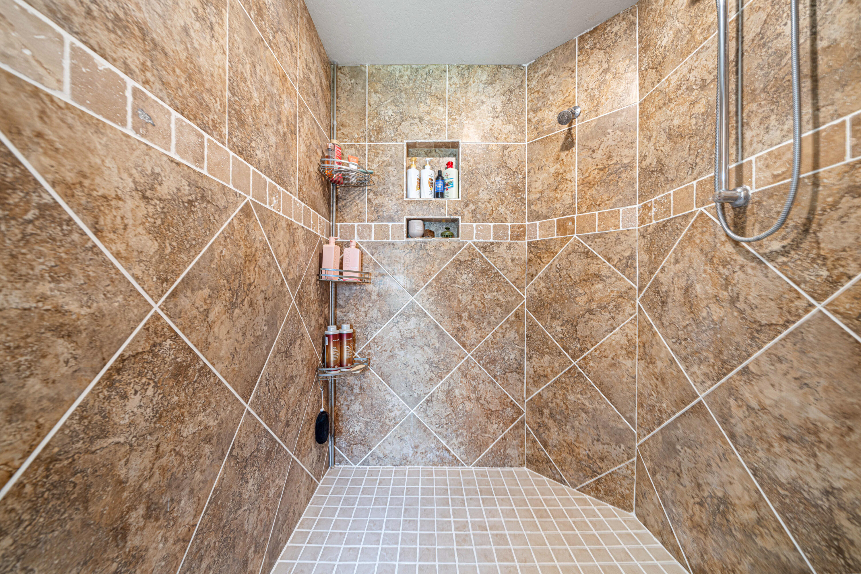 BROOKE ESTATES PH II - Residential