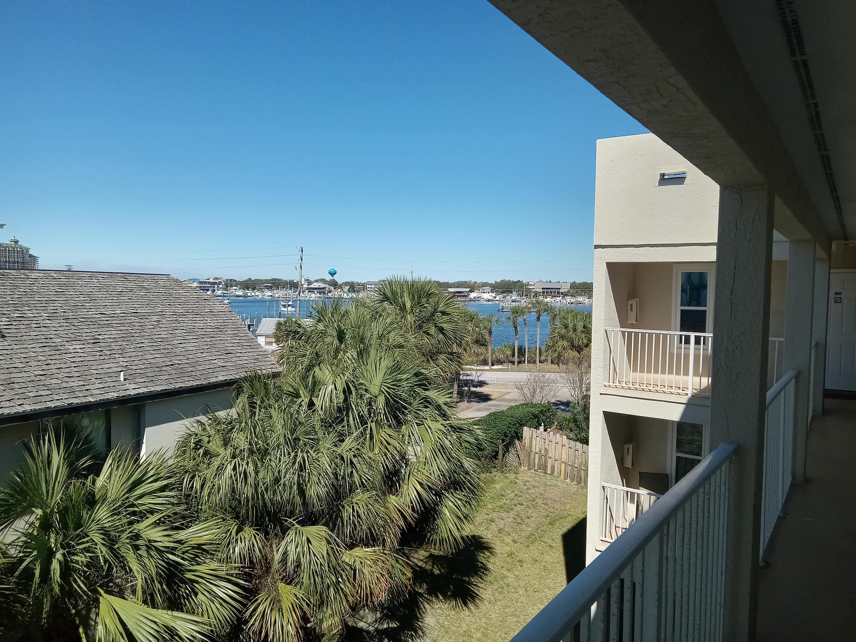 POOLSIDE VILLAS CONDO - Residential