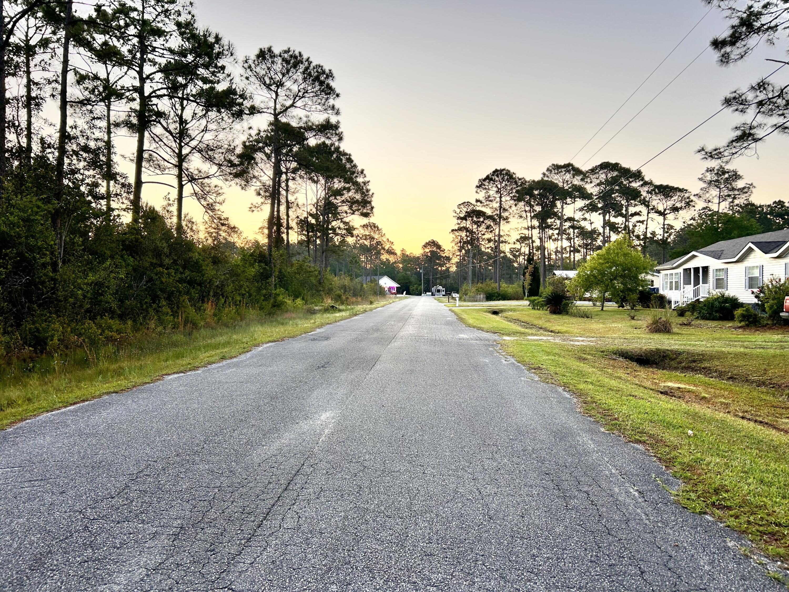 Lot 7 Camille Estates S/D Pb13-41 Or2489-744 Or 2774-4469 - Residential