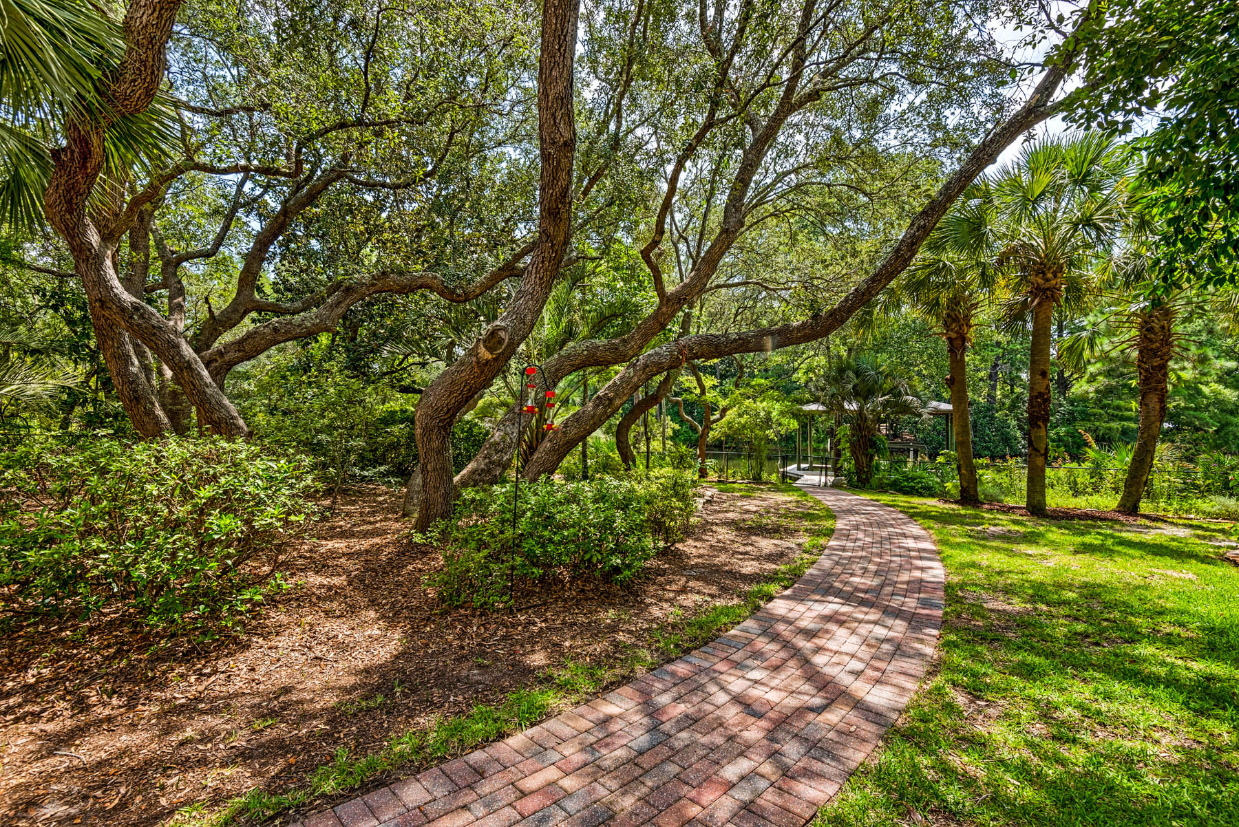 SHIRKS BAYOU - Residential