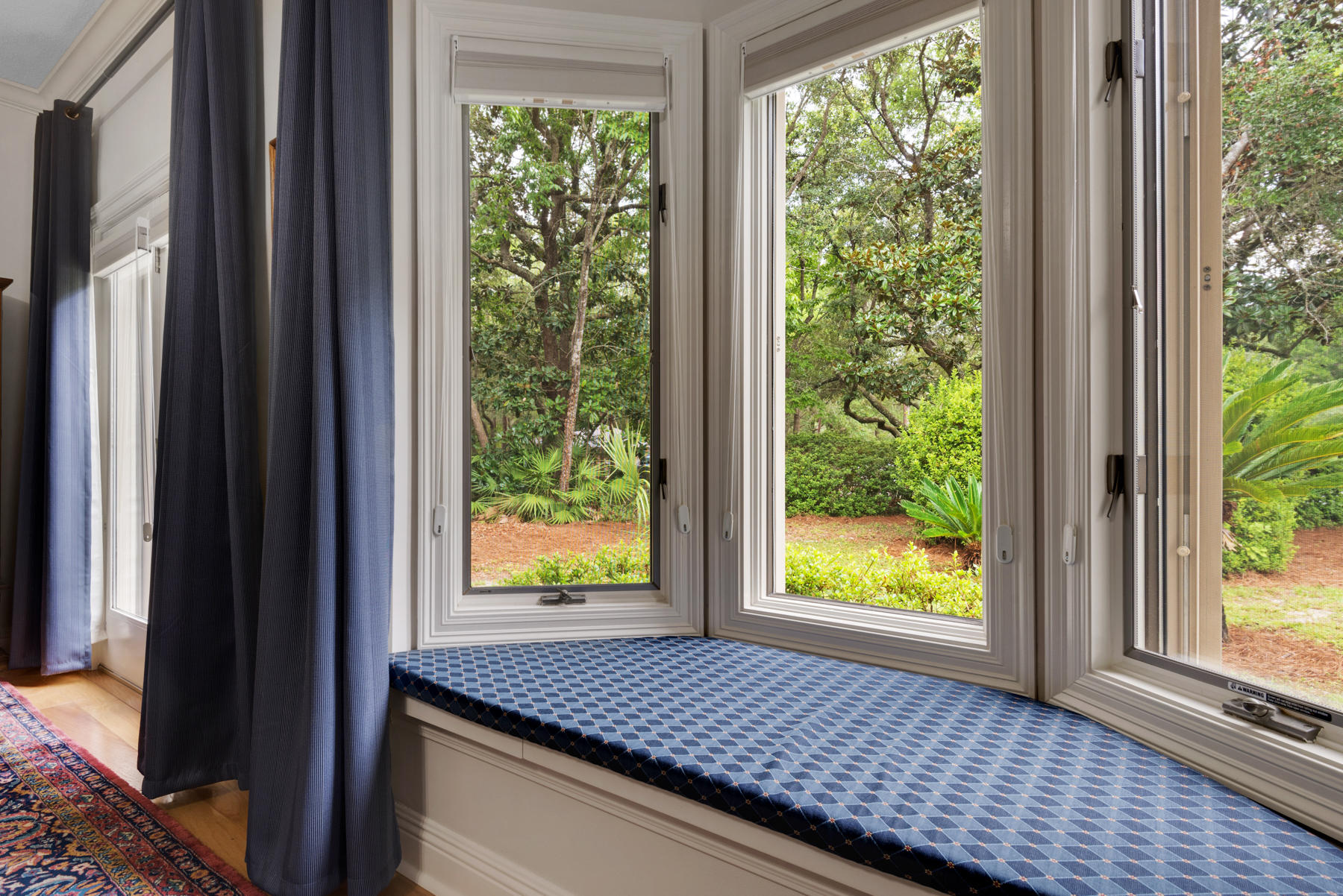 SHIRKS BAYOU - Residential