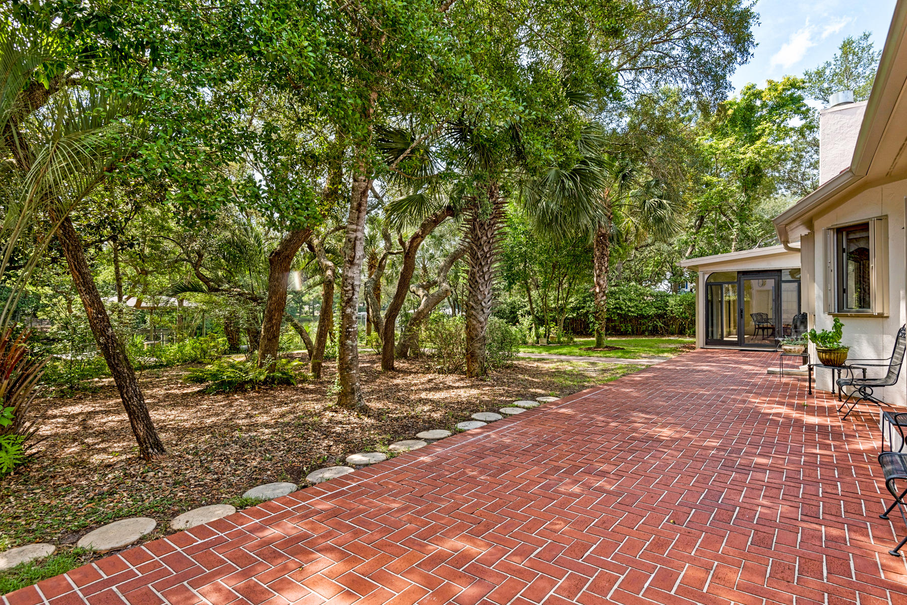 SHIRKS BAYOU - Residential