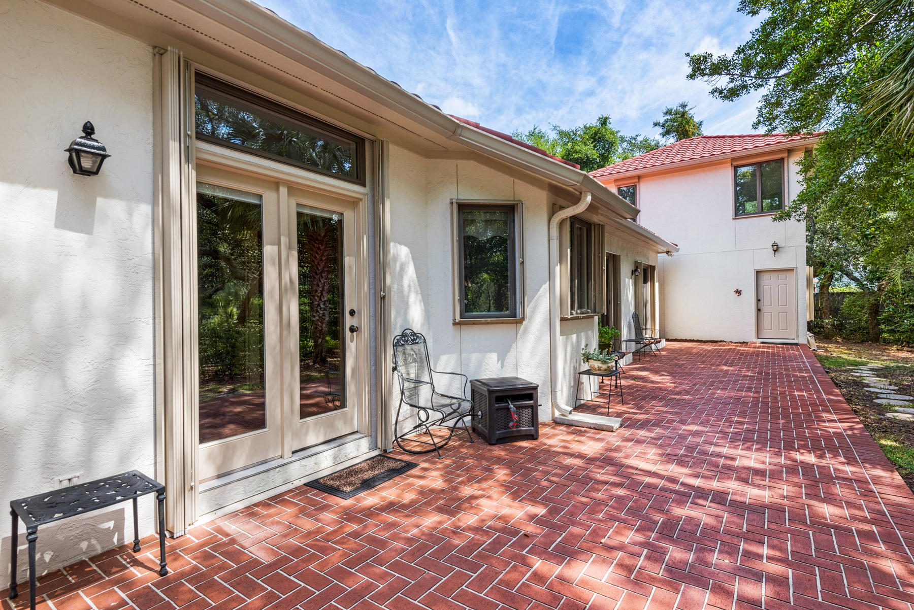 SHIRKS BAYOU - Residential