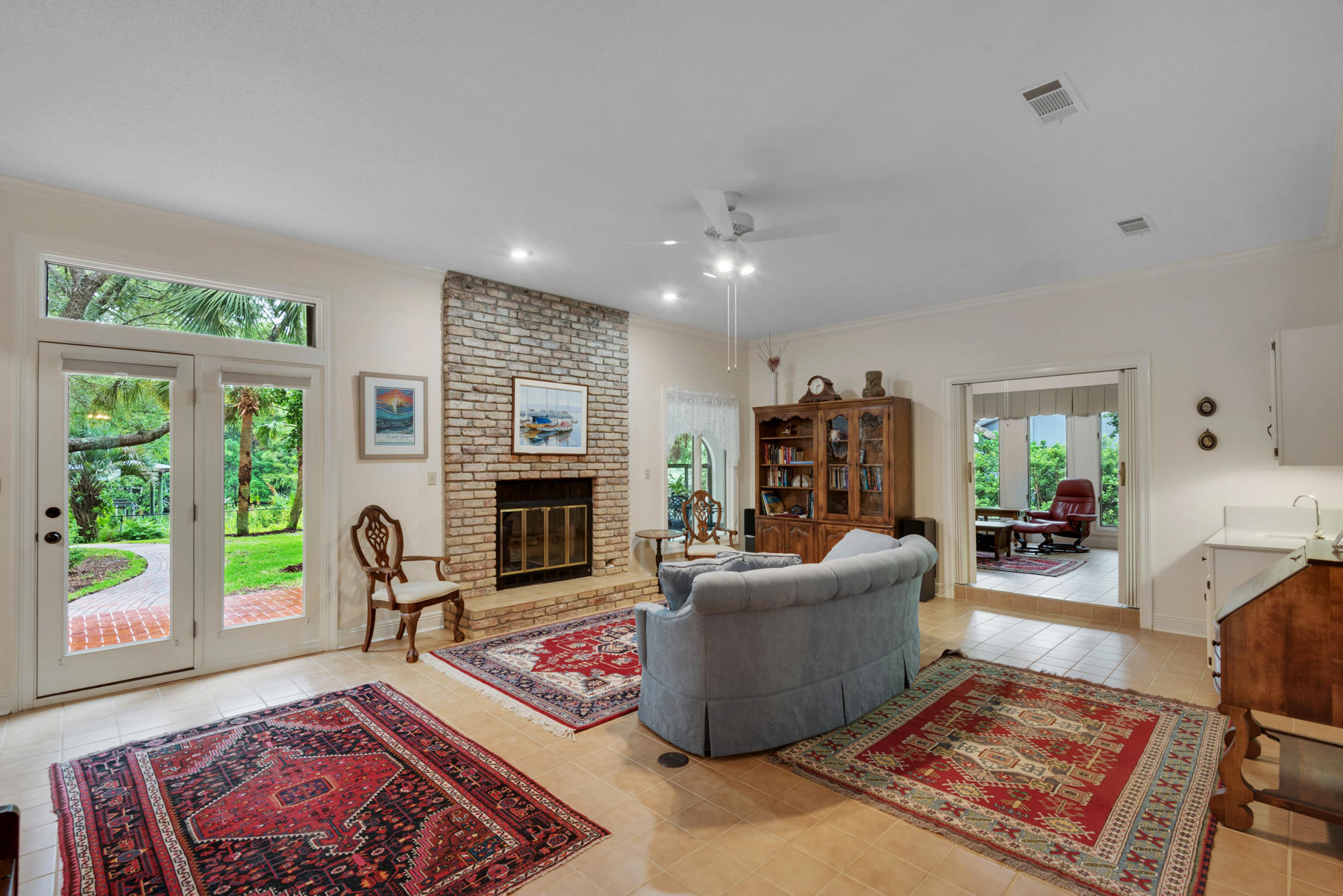 SHIRKS BAYOU - Residential