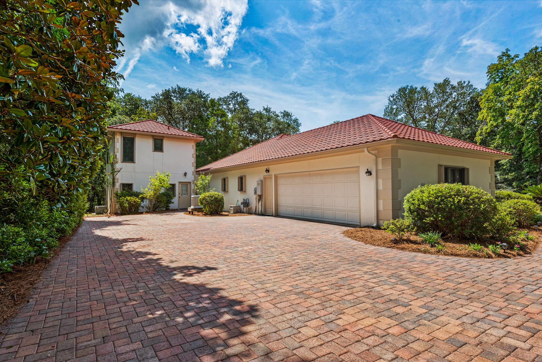 SHIRKS BAYOU - Residential