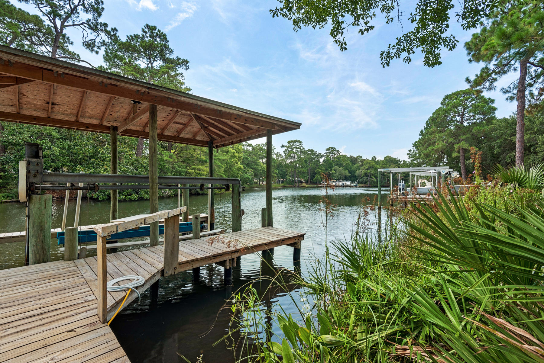 SHIRKS BAYOU - Residential