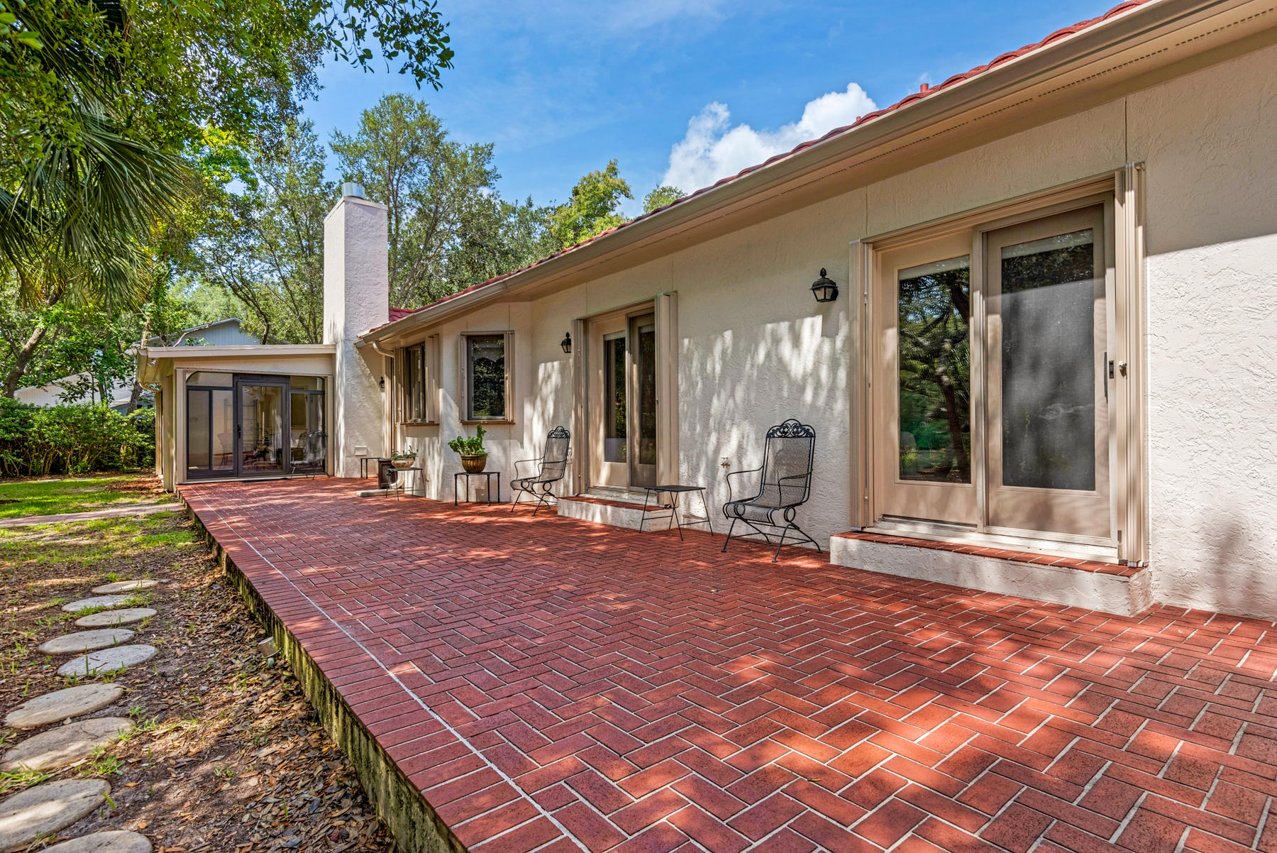 SHIRKS BAYOU - Residential