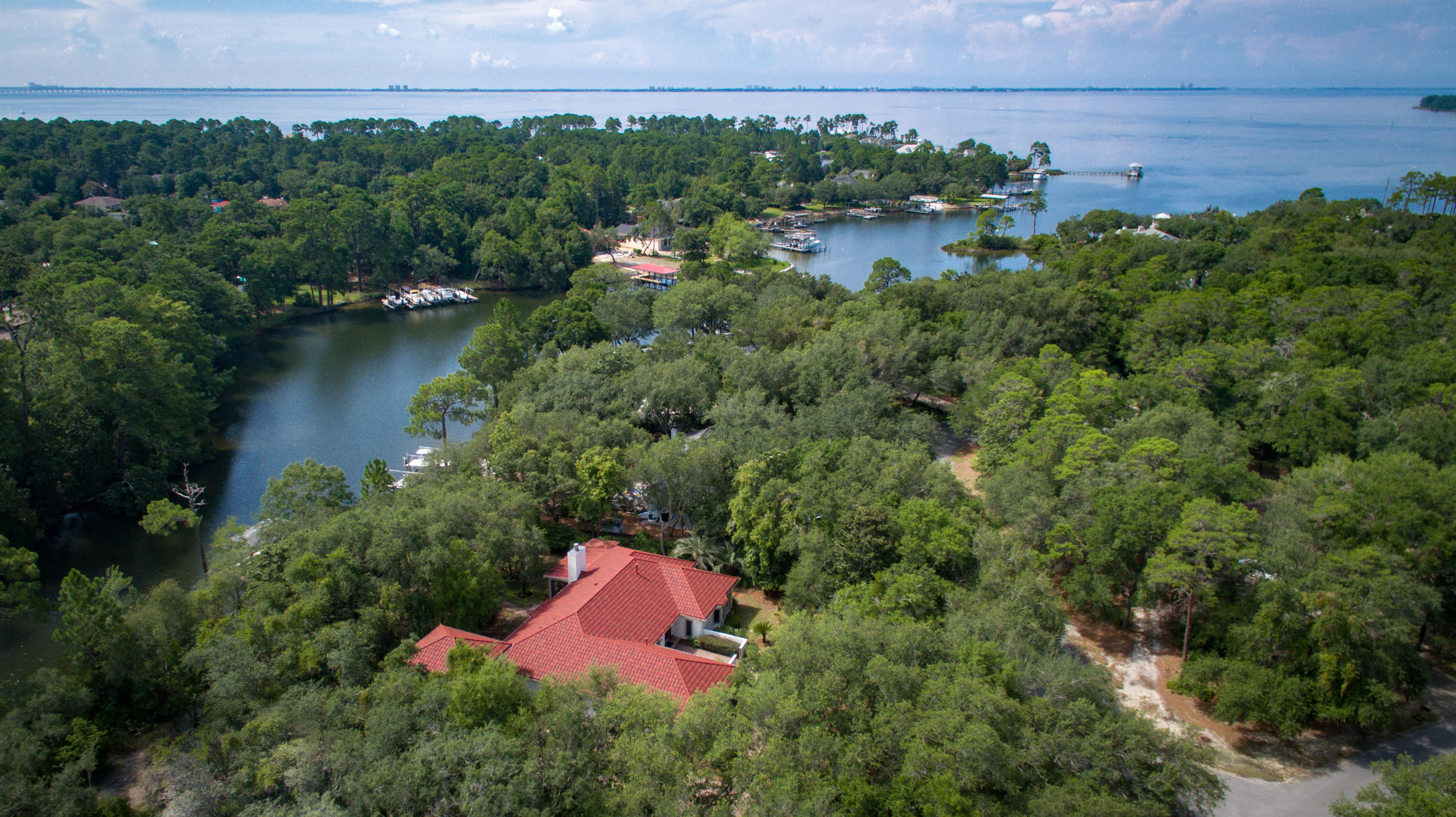 SHIRKS BAYOU - Residential