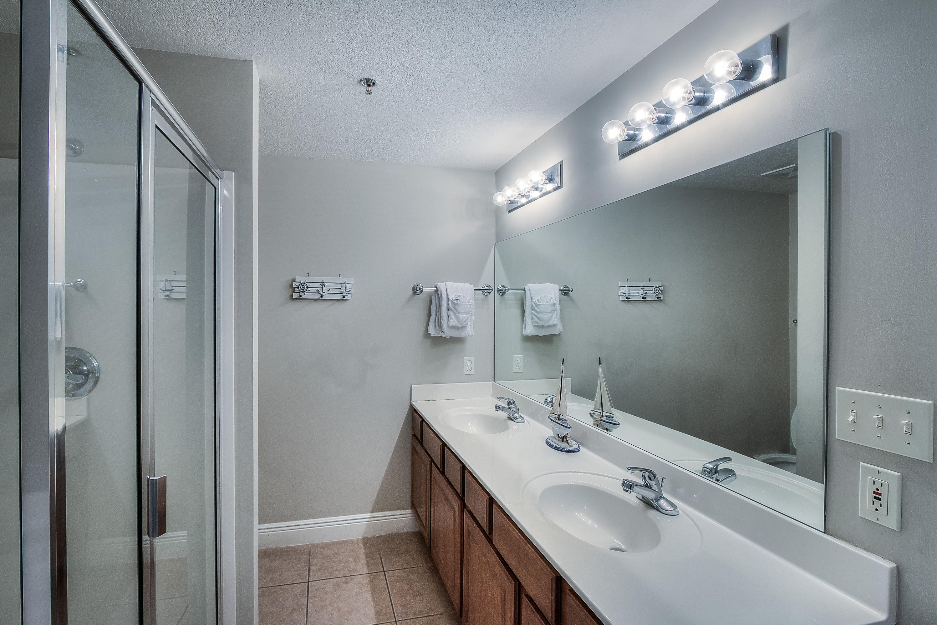 ARIEL DUNES II - Residential