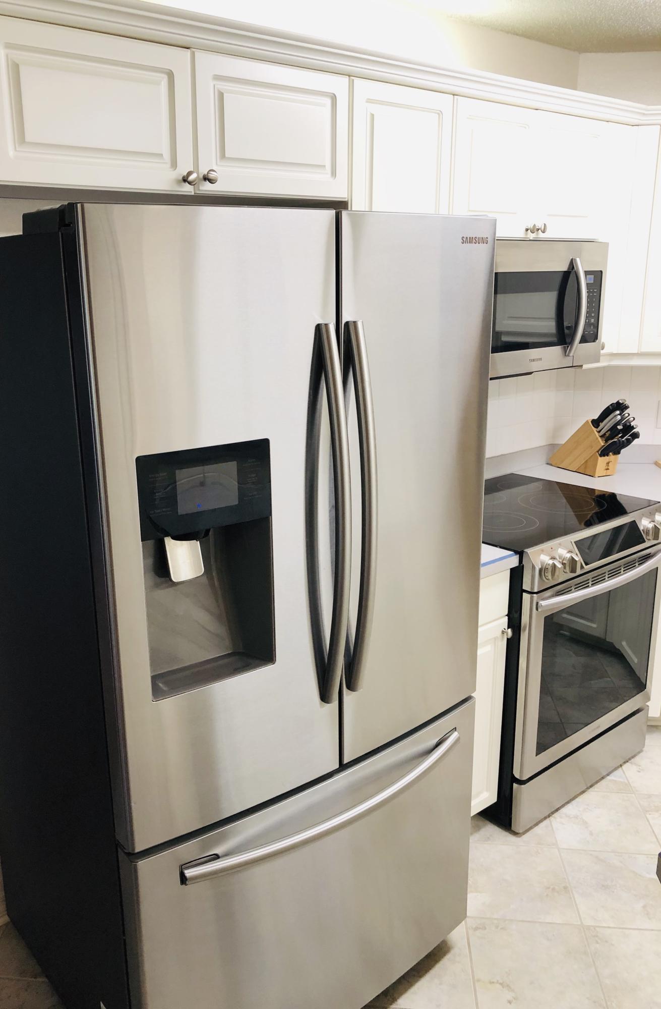 RAINTREE ESTATES - Residential