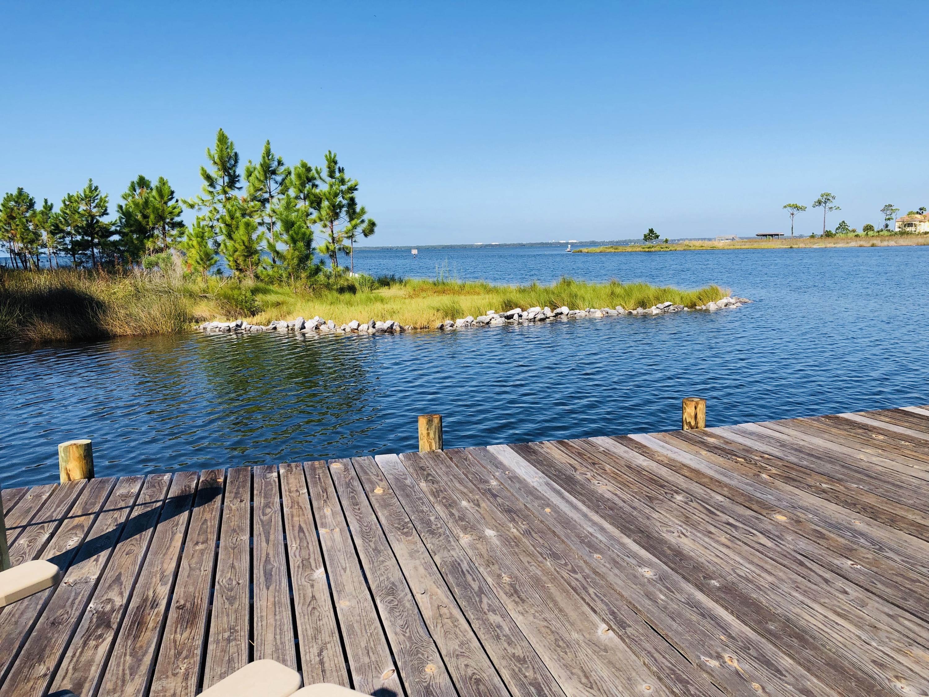 RAINTREE ESTATES - Residential