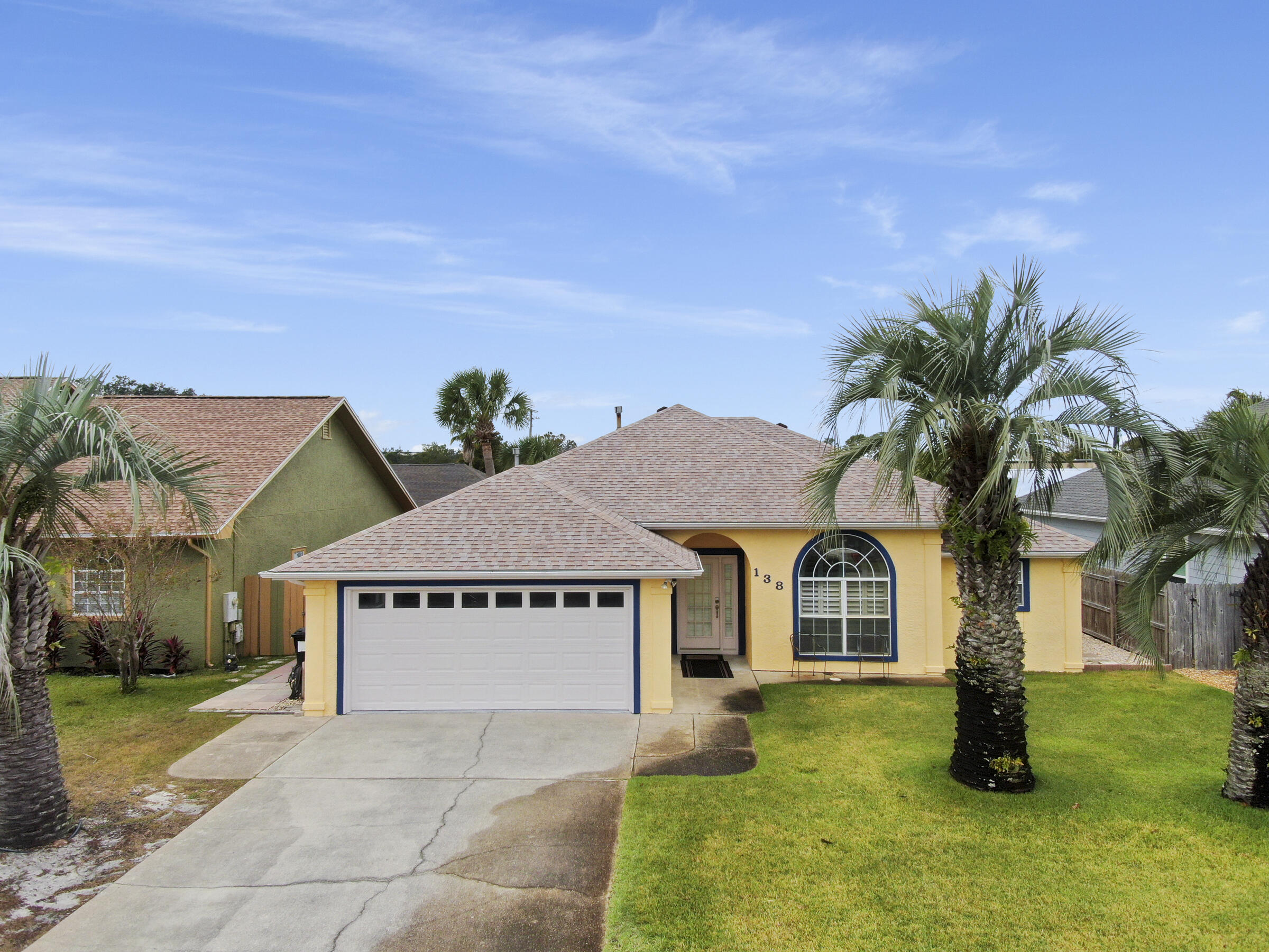 SEACLUSION BEACH - Residential