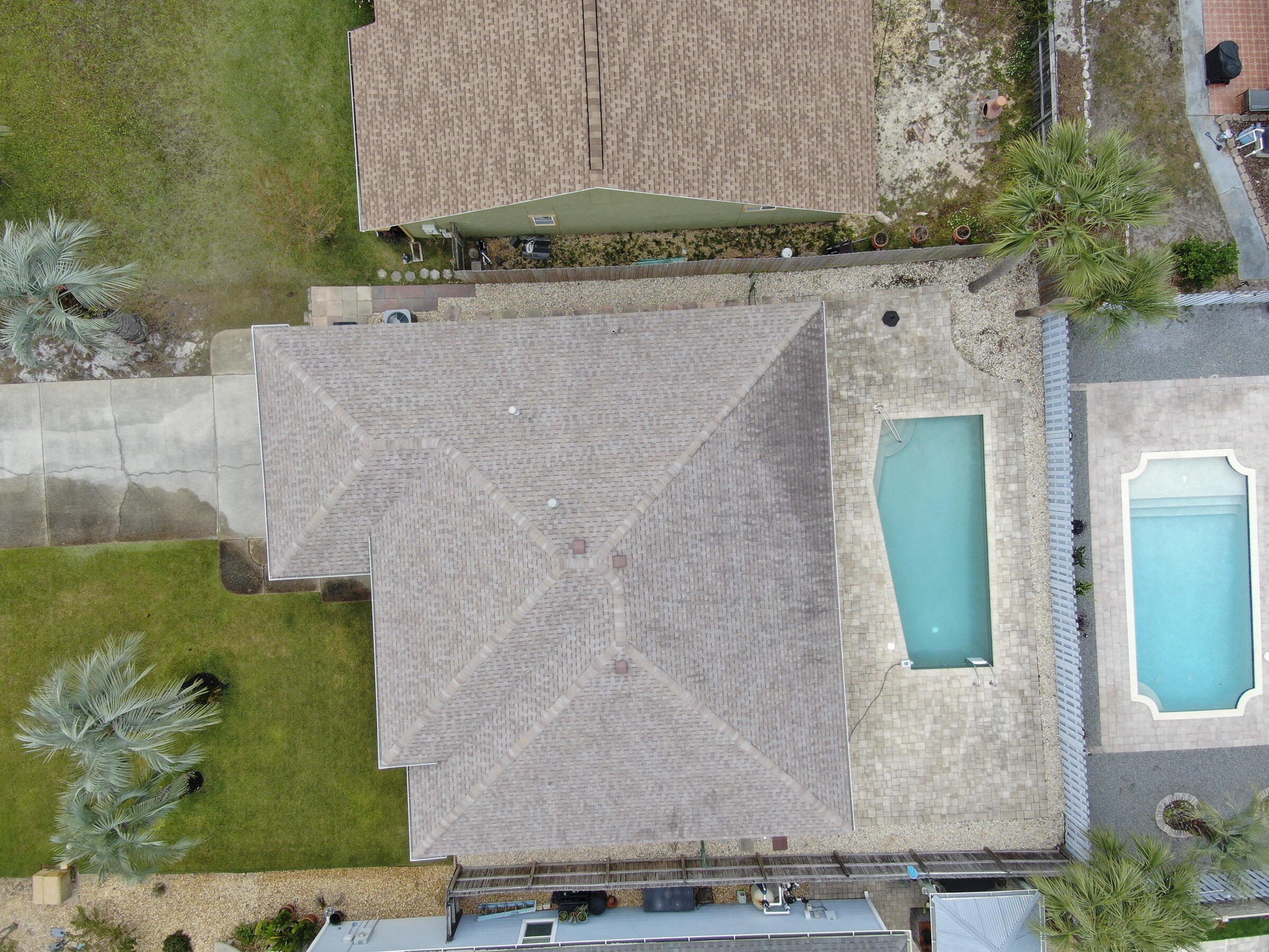 SEACLUSION BEACH - Residential