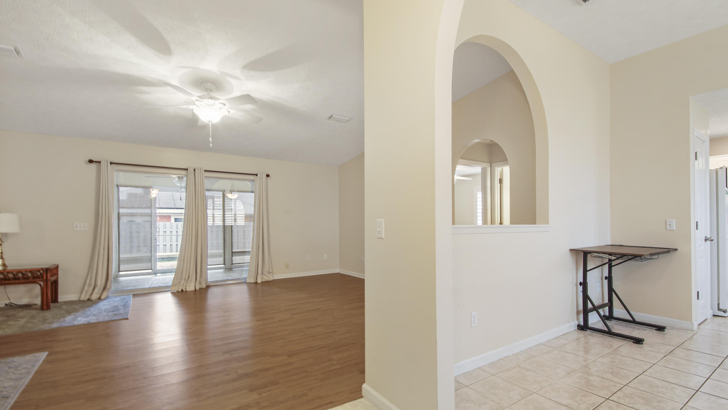 SEACLUSION BEACH - Residential