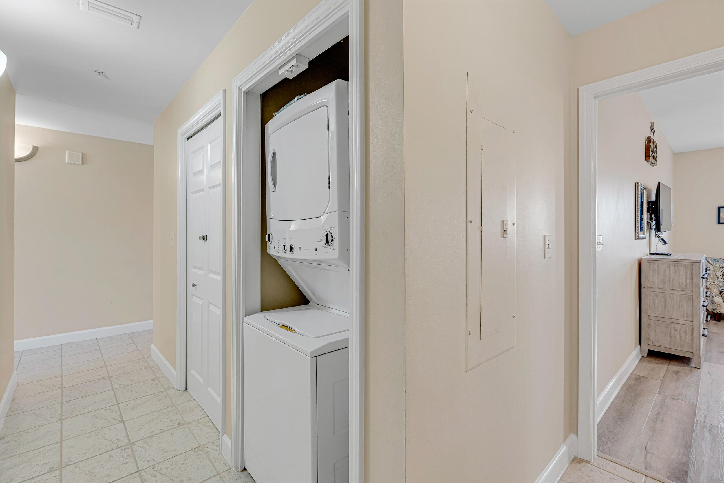 PELICAN ISLE - Residential