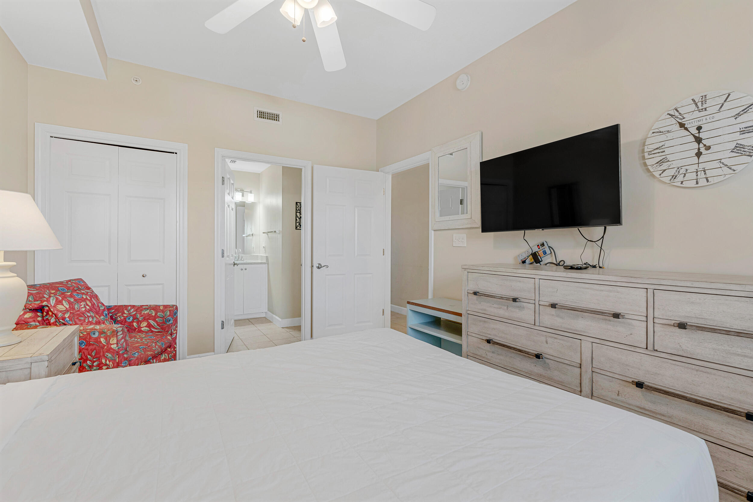 PELICAN ISLE - Residential