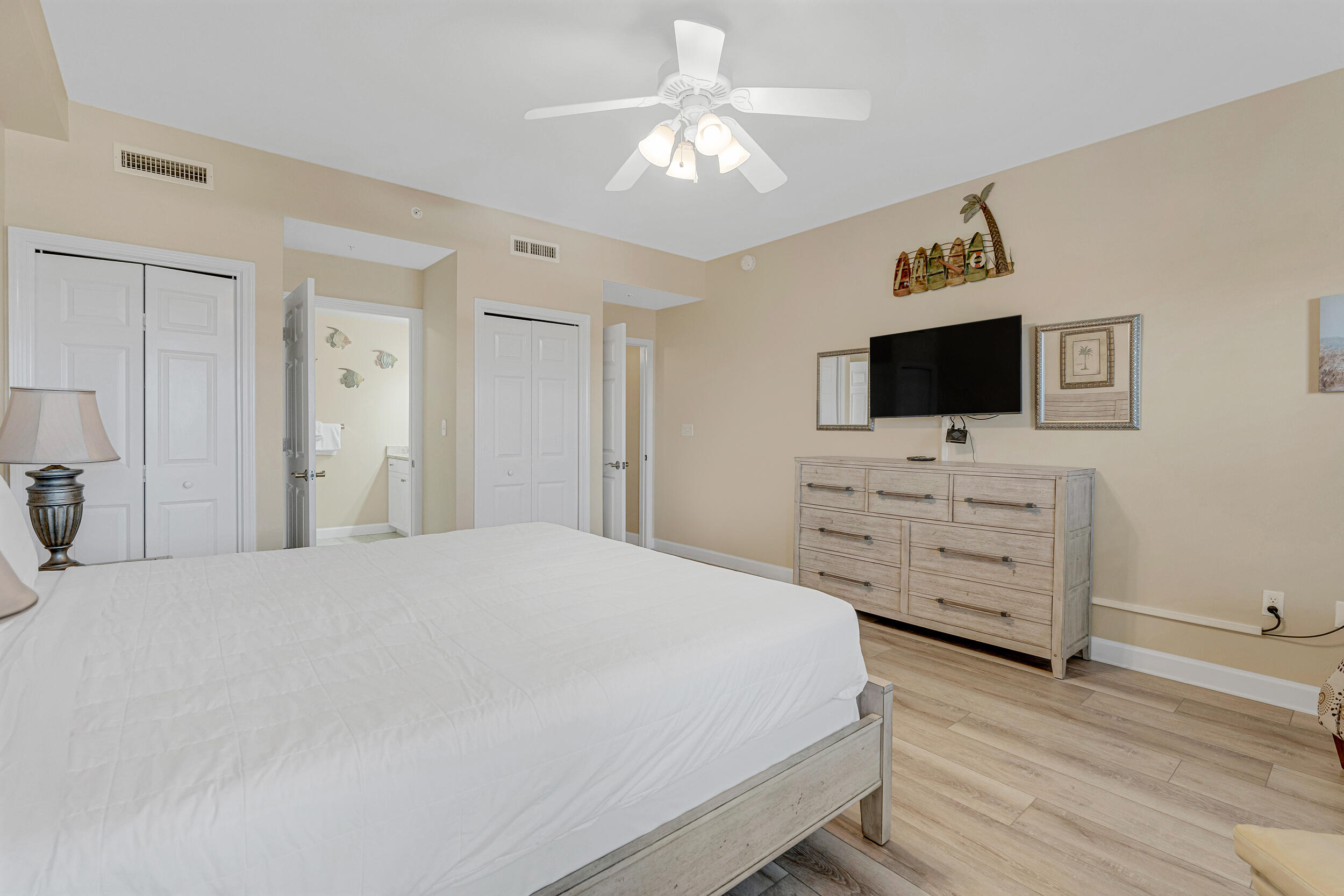 PELICAN ISLE - Residential