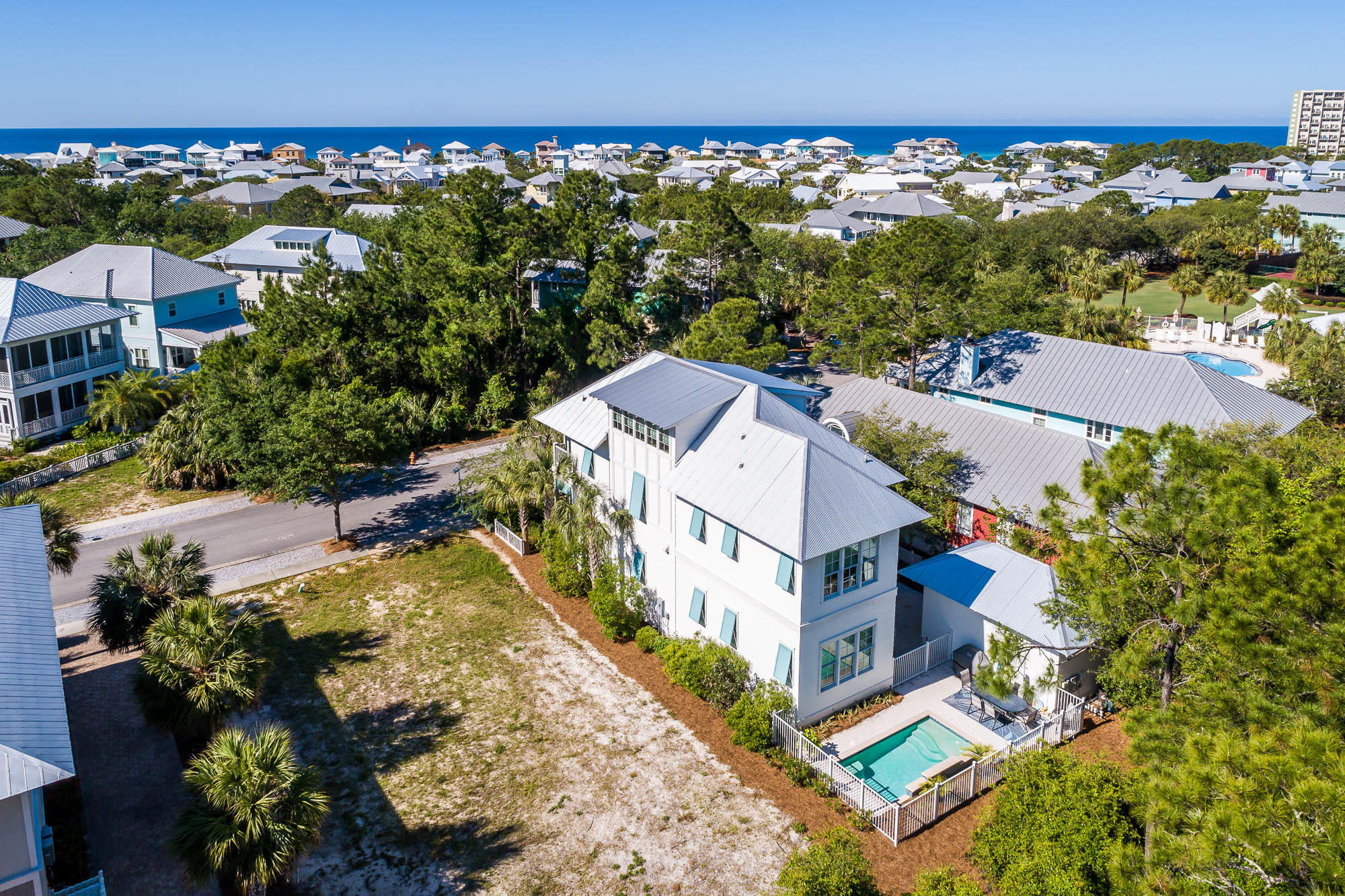 CARILLON BEACH - Residential