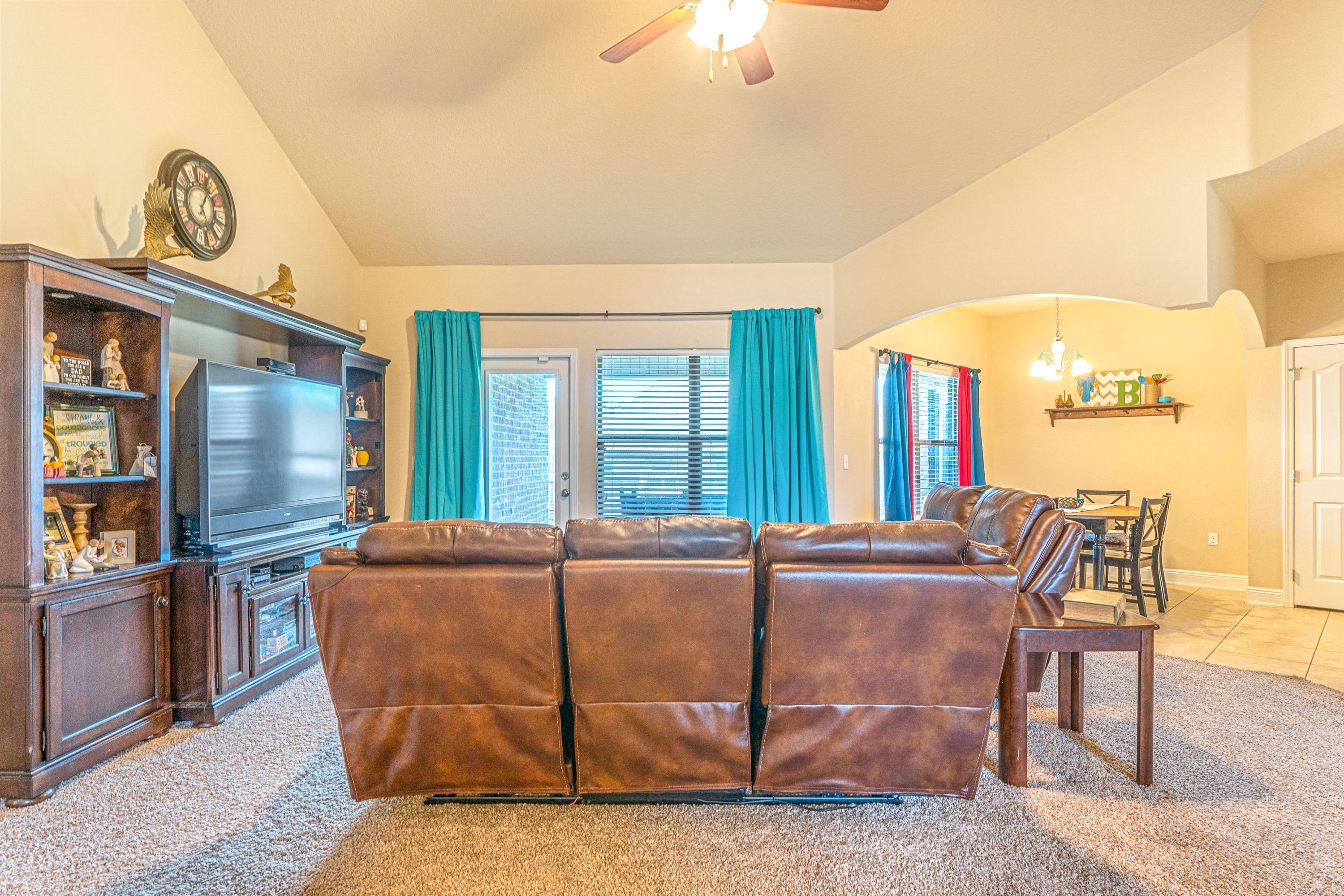 LIBERTY OAKS - Residential