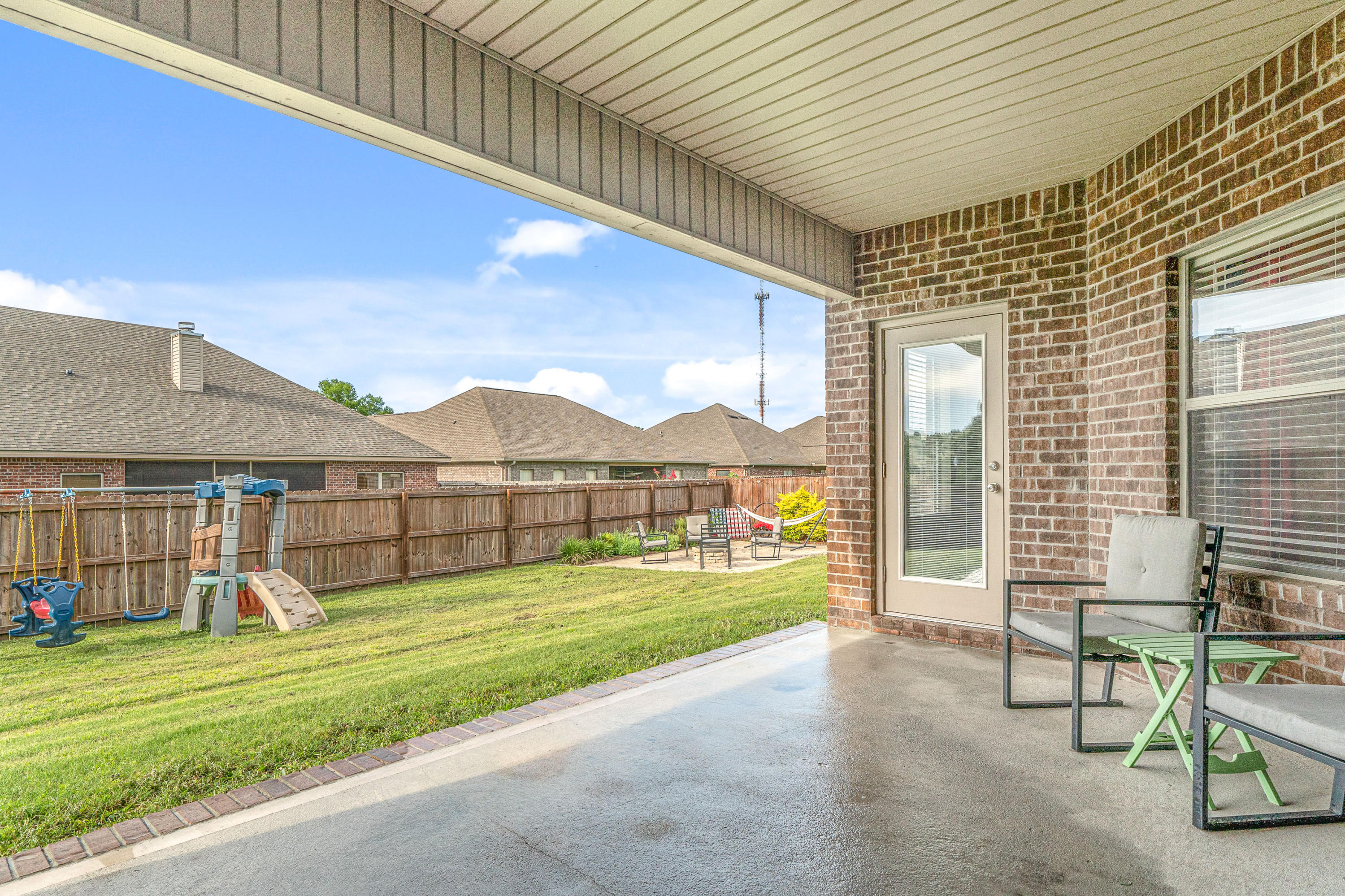 LIBERTY OAKS - Residential