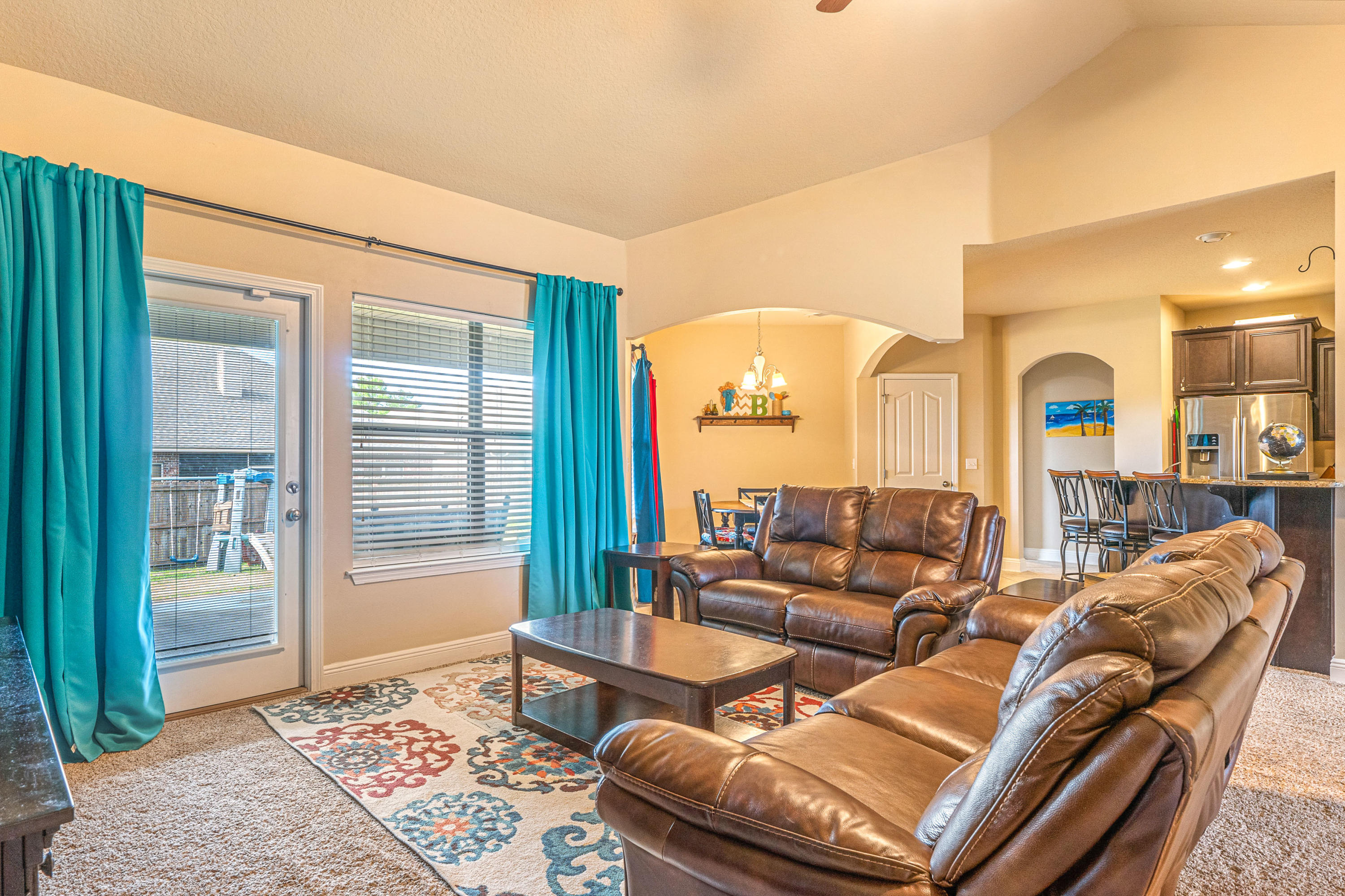 LIBERTY OAKS - Residential