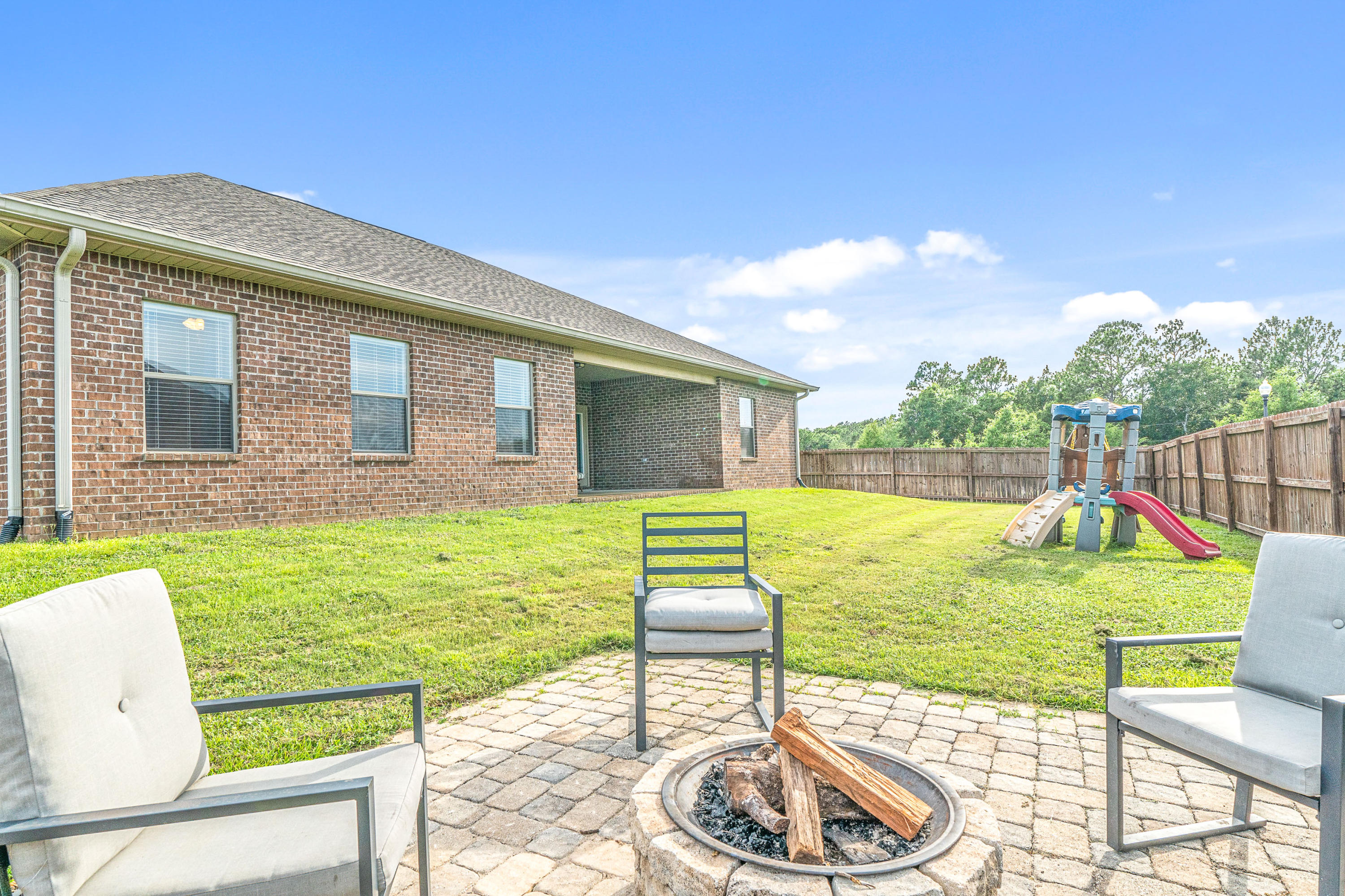 LIBERTY OAKS - Residential