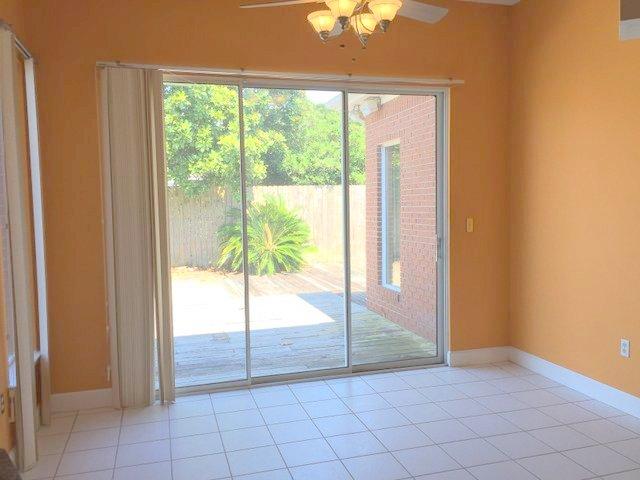 CASTELAR - Residential