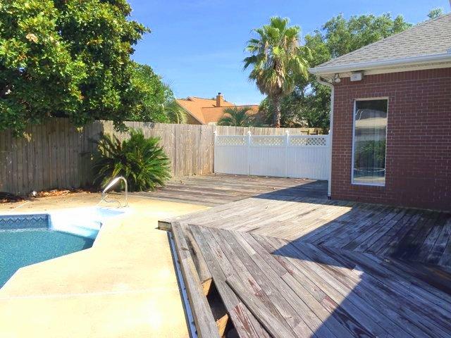 CASTELAR - Residential