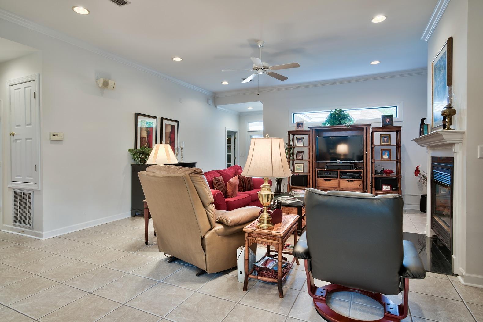 DEERWOOD DRIVE - Residential