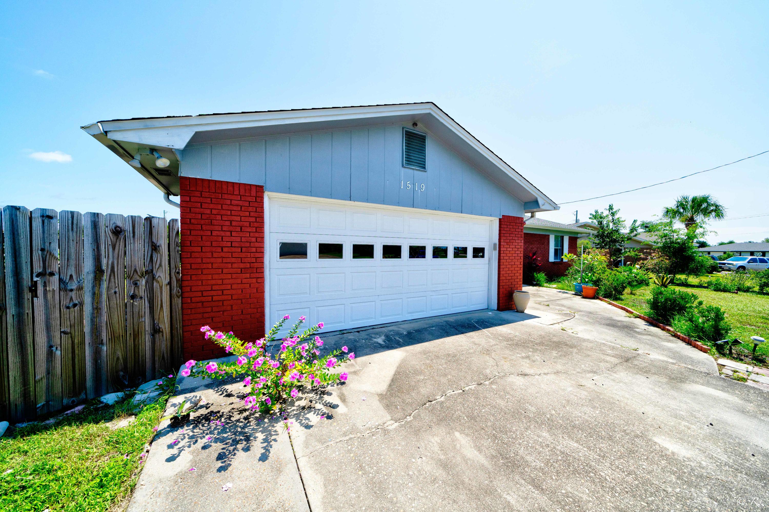 BAY FRONT UNIT 3 - Residential