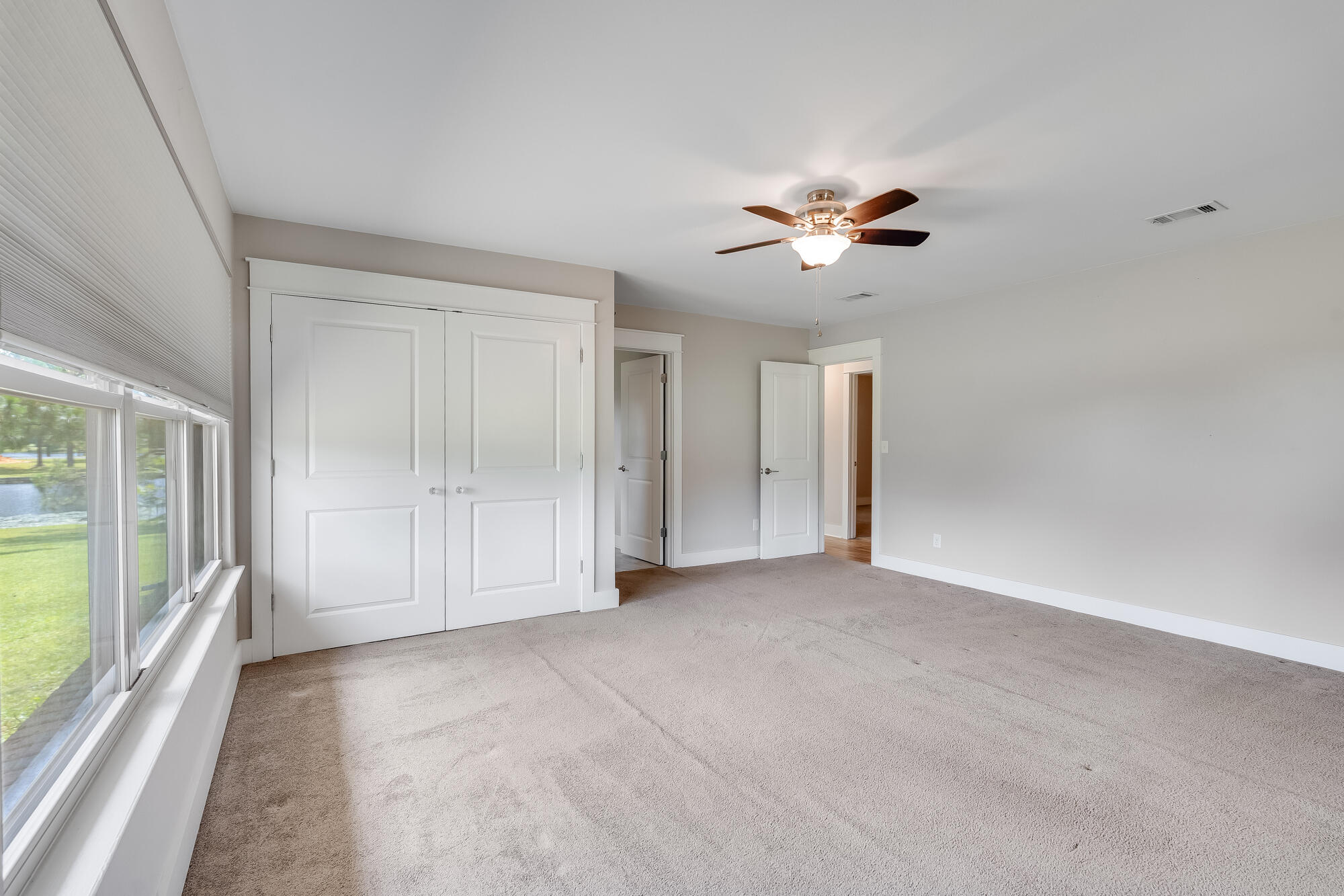 TEN LAKE ESTATES UNIT 2 - Residential
