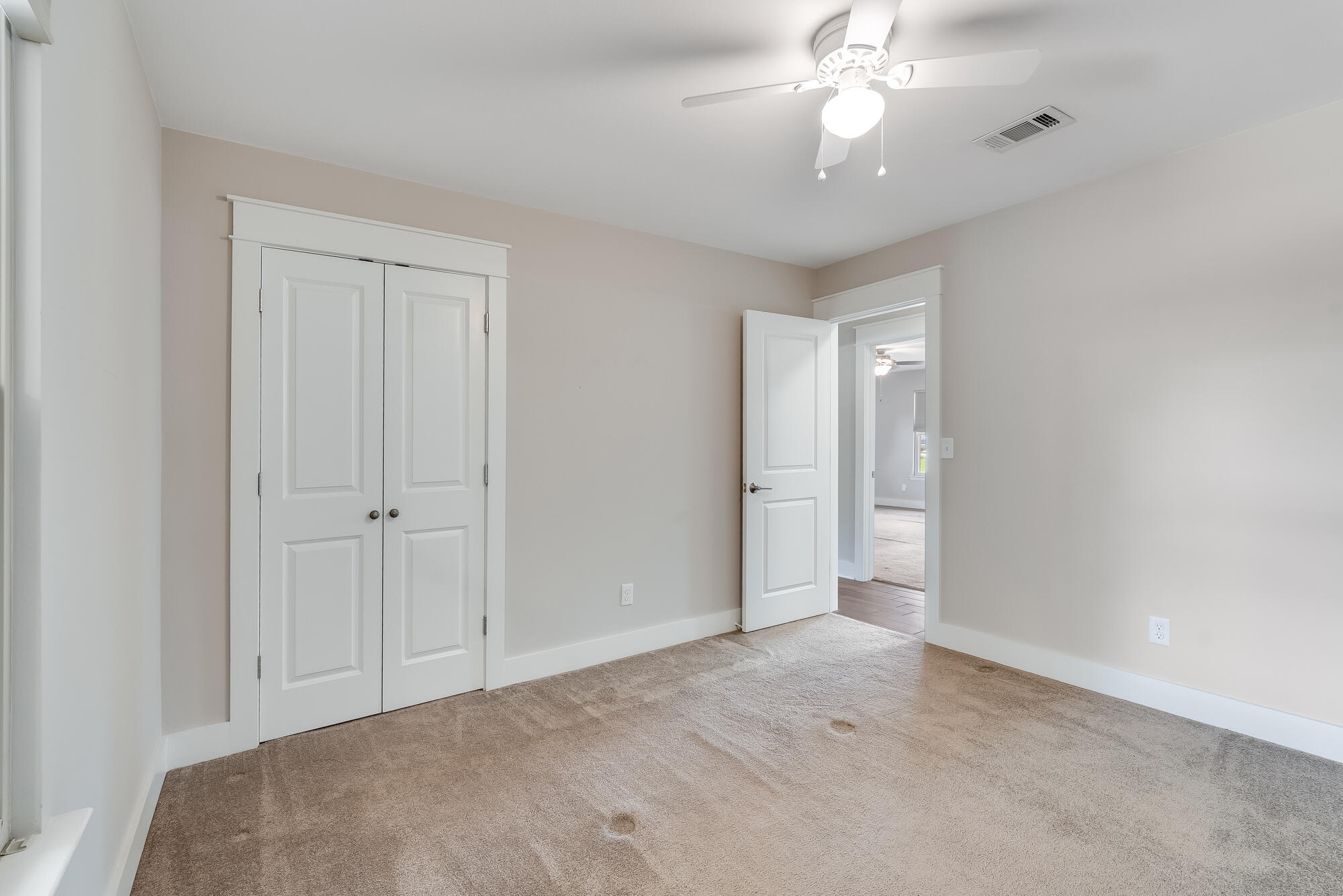 TEN LAKE ESTATES UNIT 2 - Residential