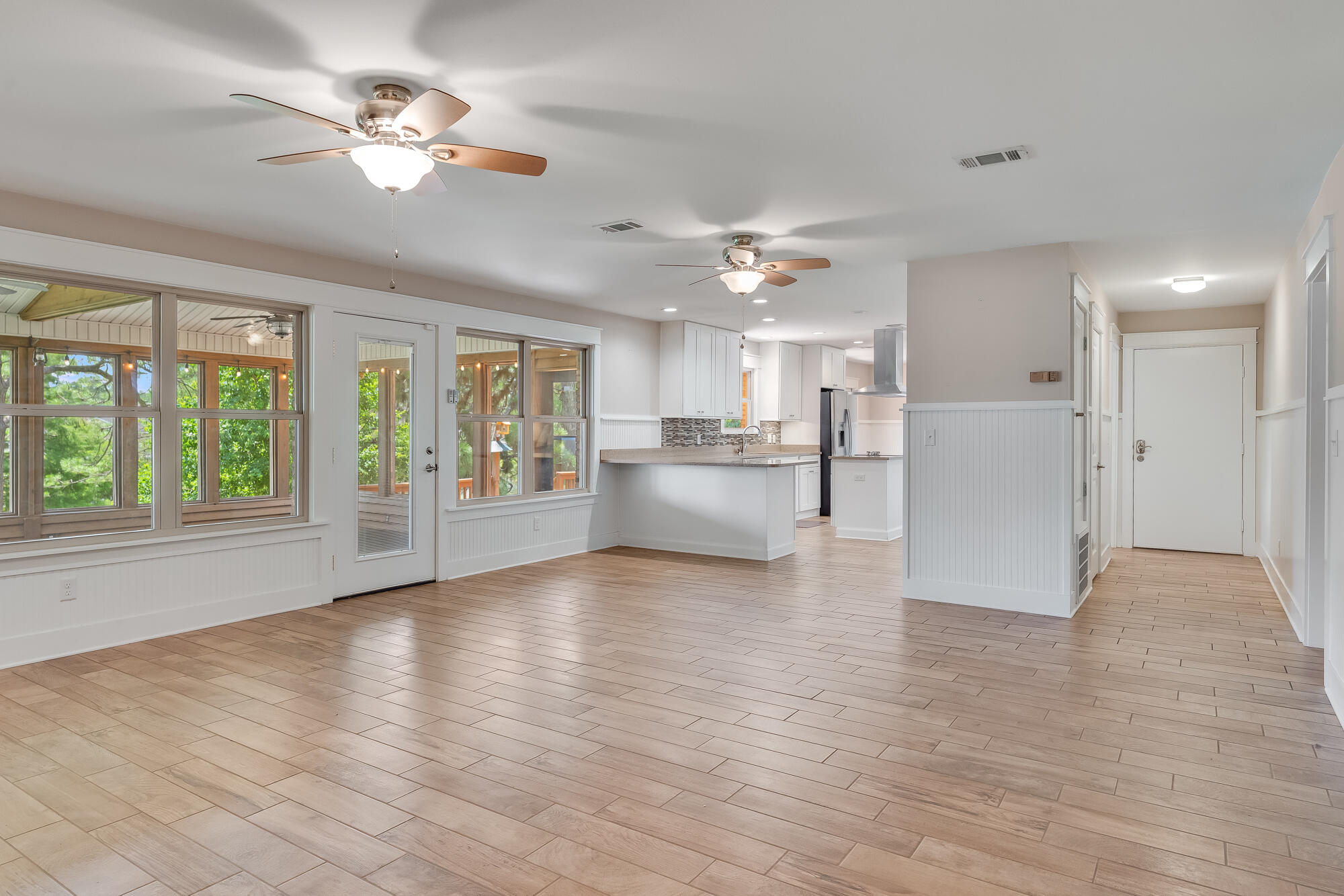 TEN LAKE ESTATES UNIT 2 - Residential