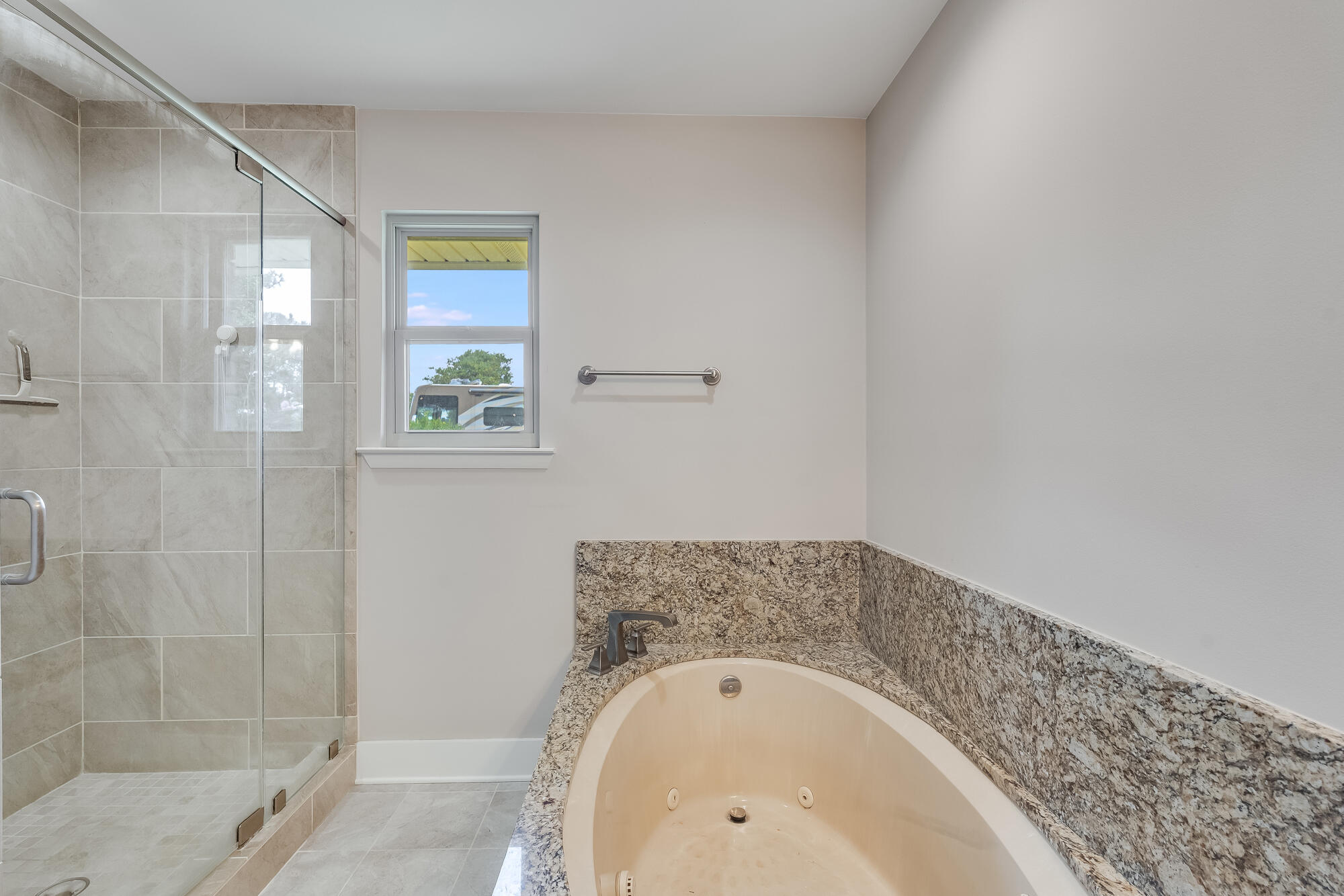 TEN LAKE ESTATES UNIT 2 - Residential