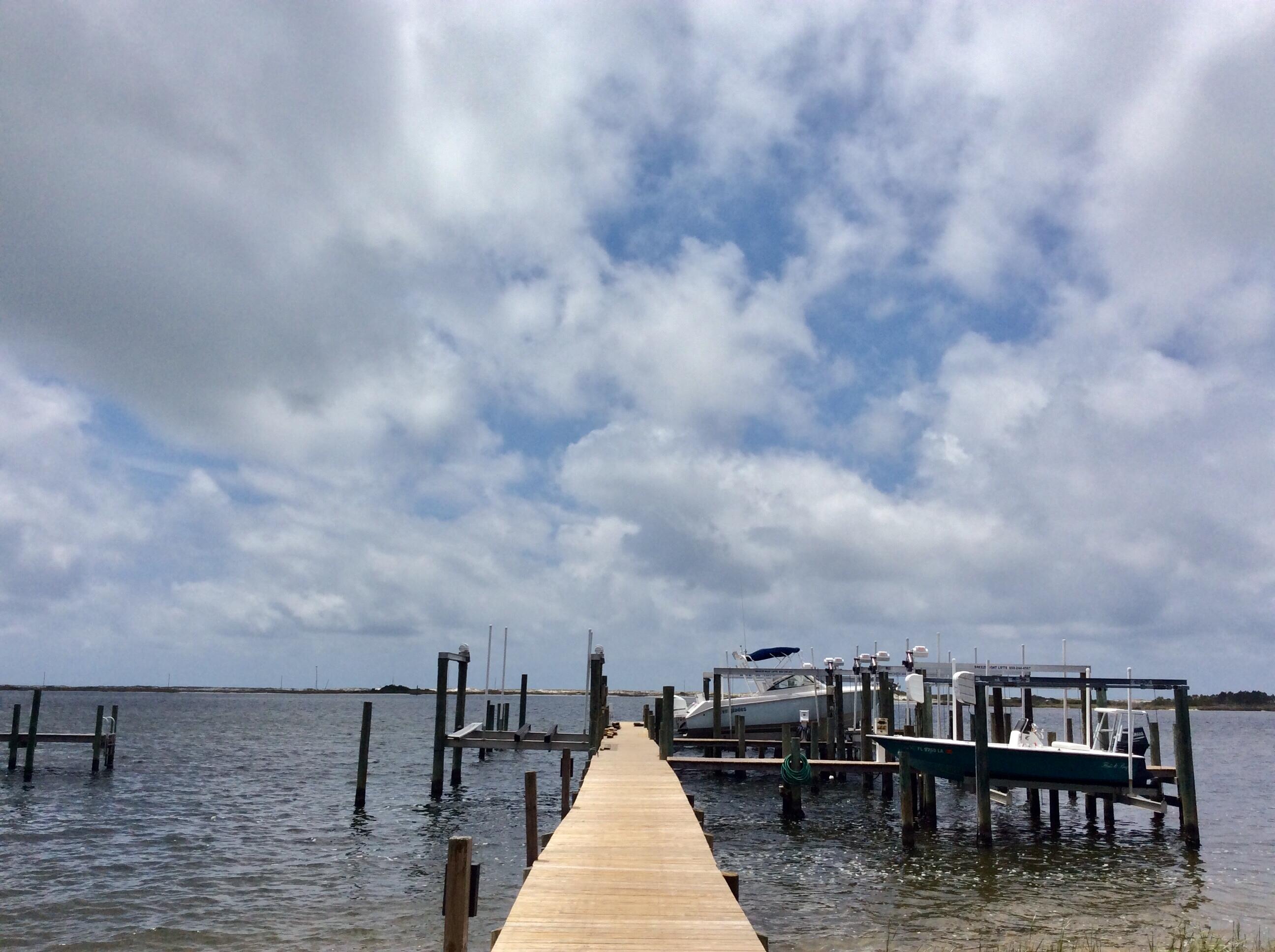 ISLANDVIEW BEACH - Residential