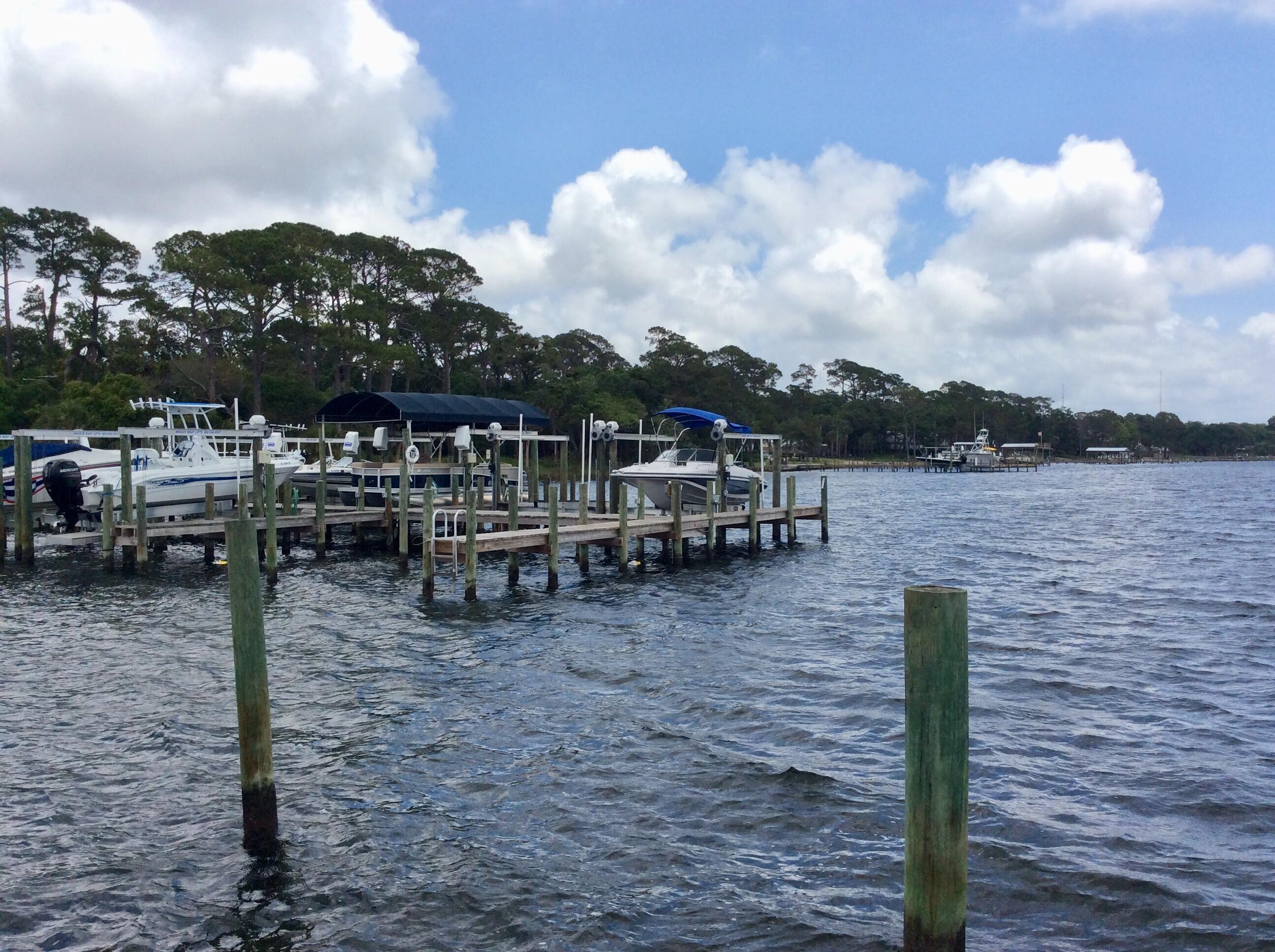 ISLANDVIEW BEACH - Residential