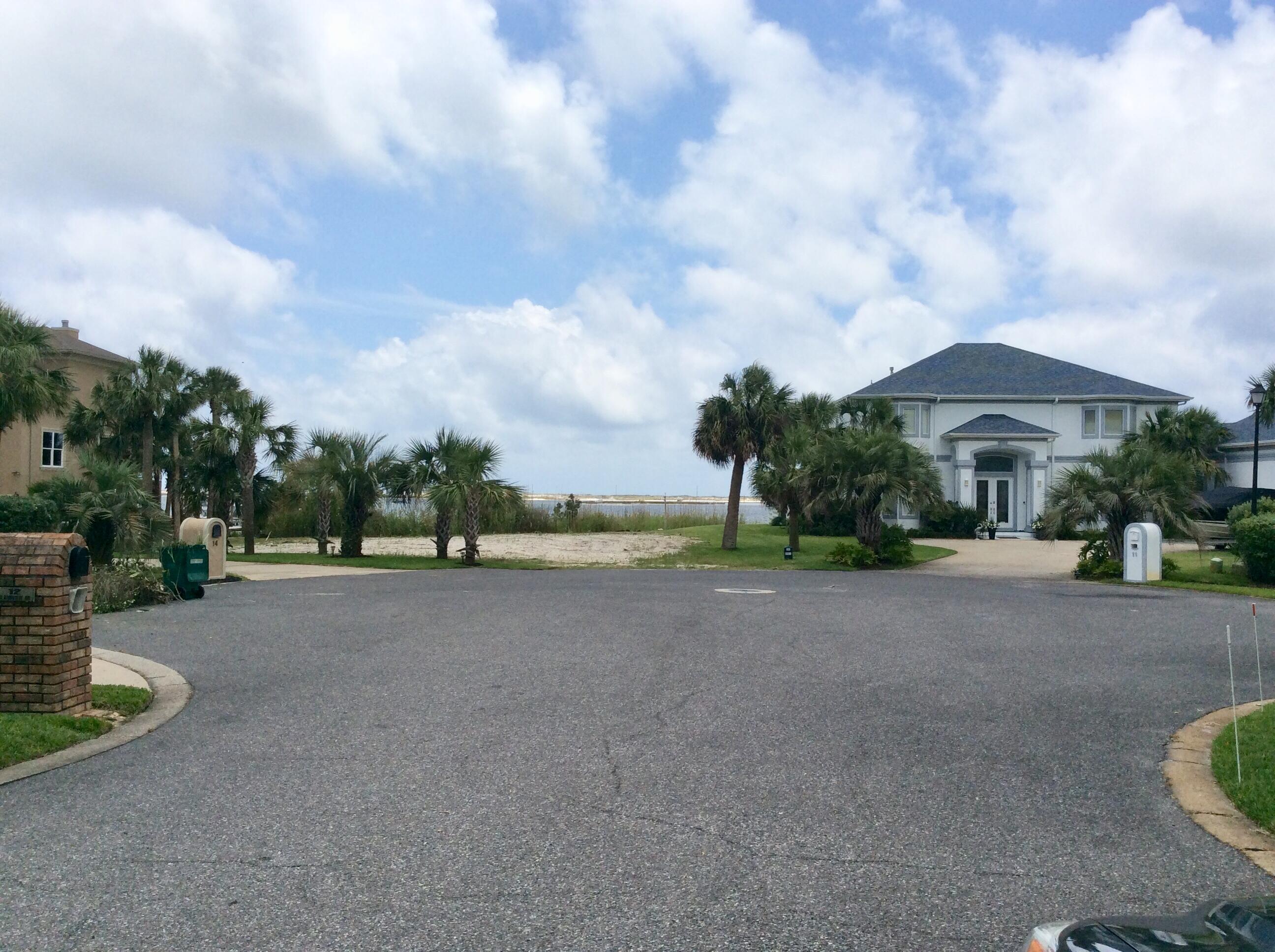 ISLANDVIEW BEACH - Residential