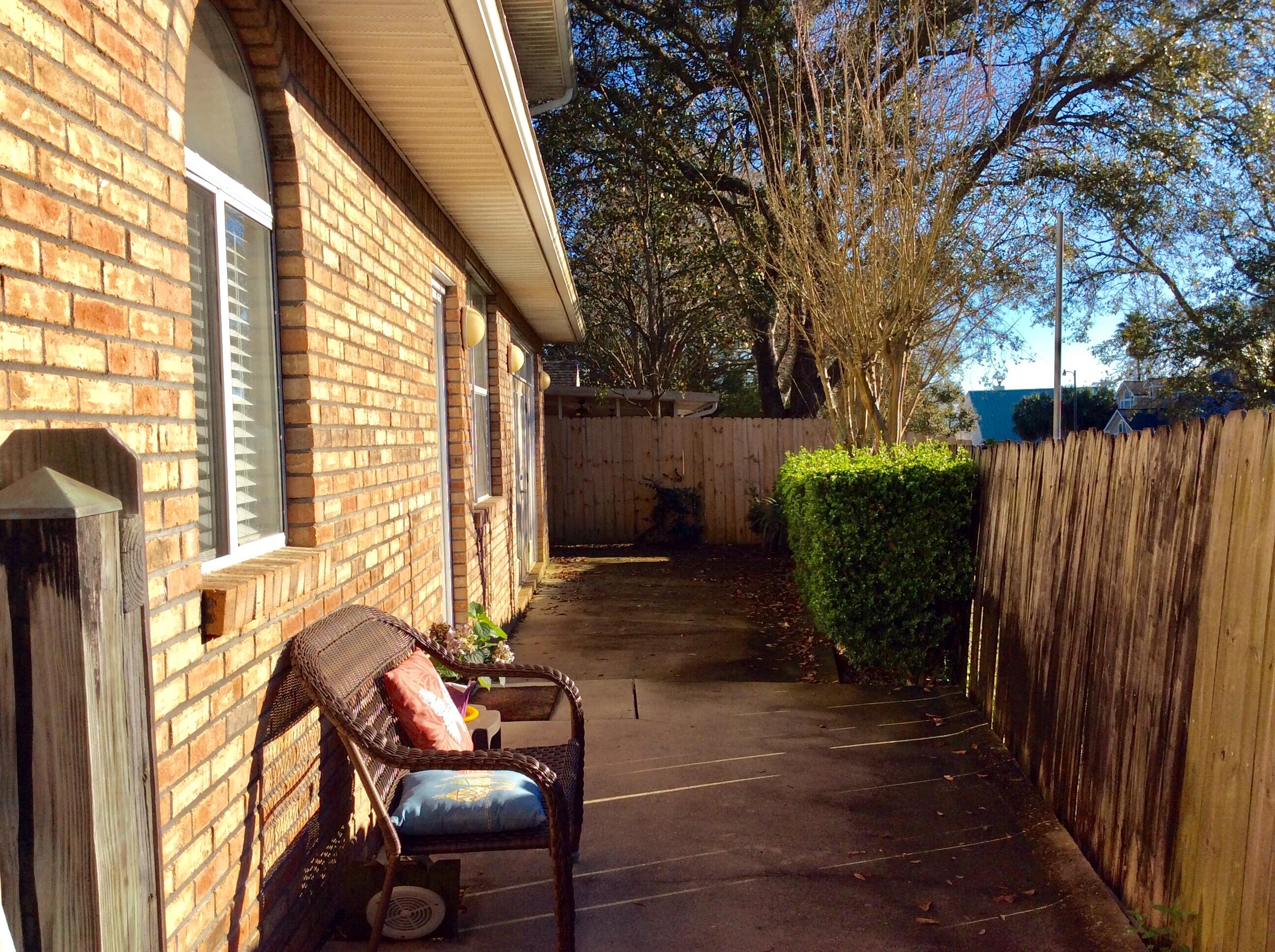 ISLANDVIEW BEACH - Residential