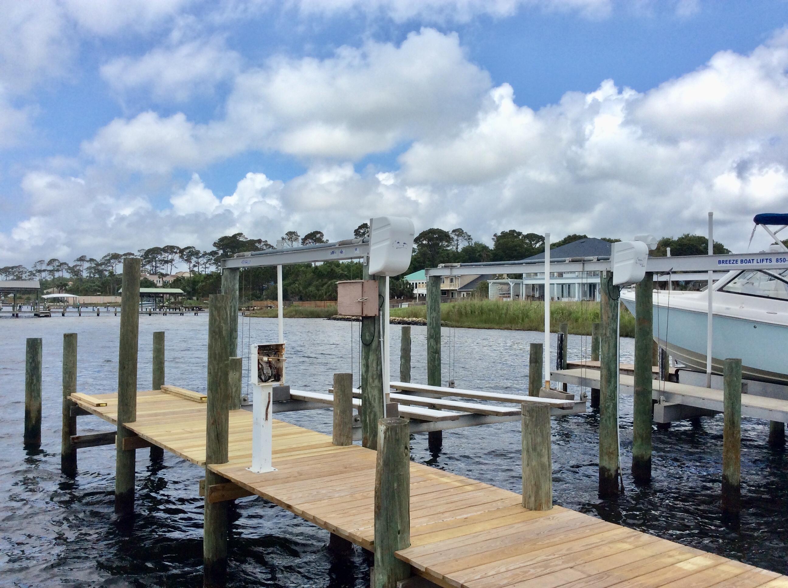 ISLANDVIEW BEACH - Residential