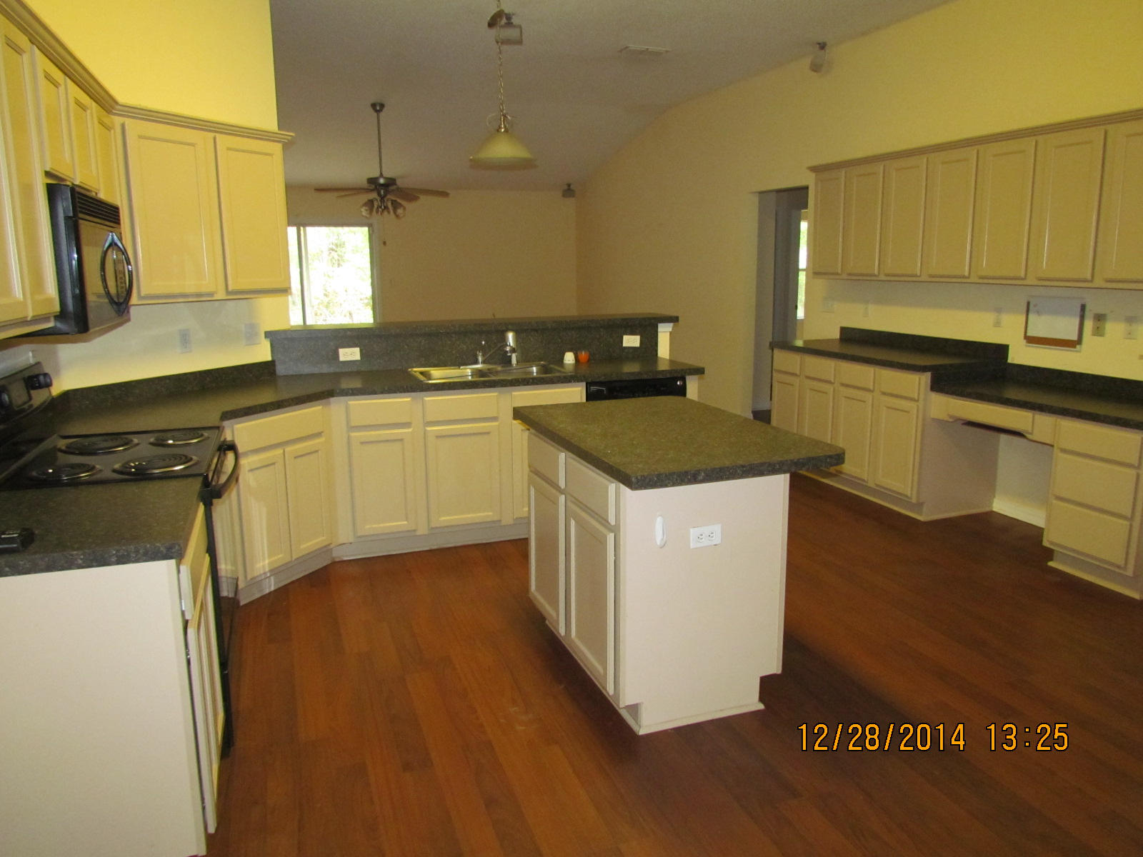 COUNTRYWOOD ESTATES - Residential