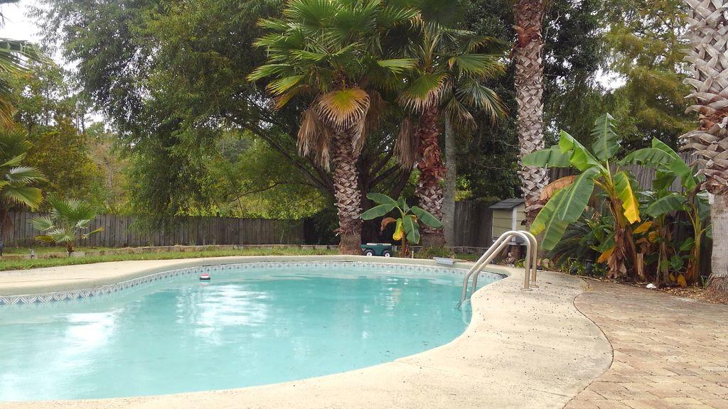 PARISH PINES - Residential